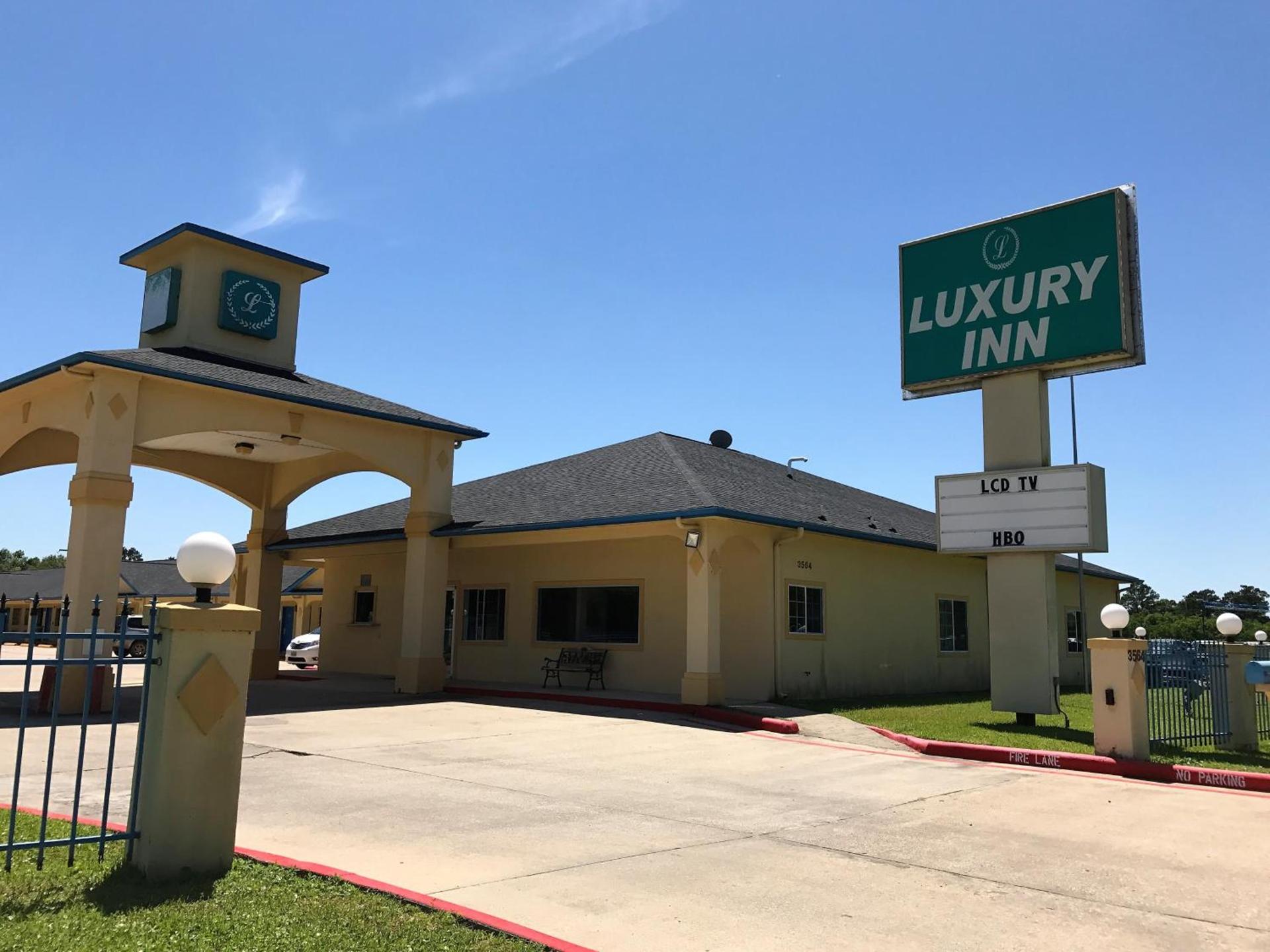 Luxury Inn Liberty photo 22