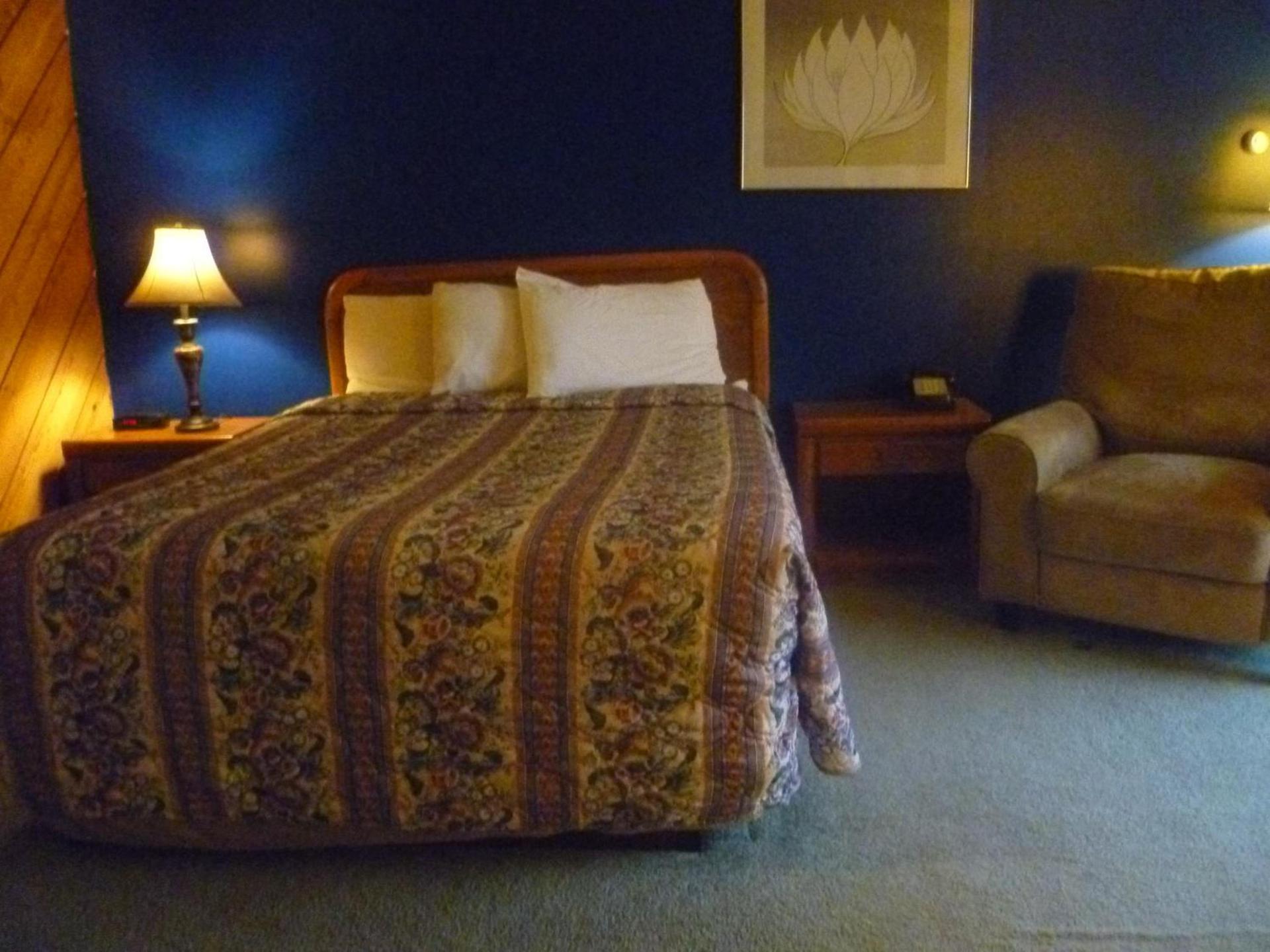 Timber Inn photo 4