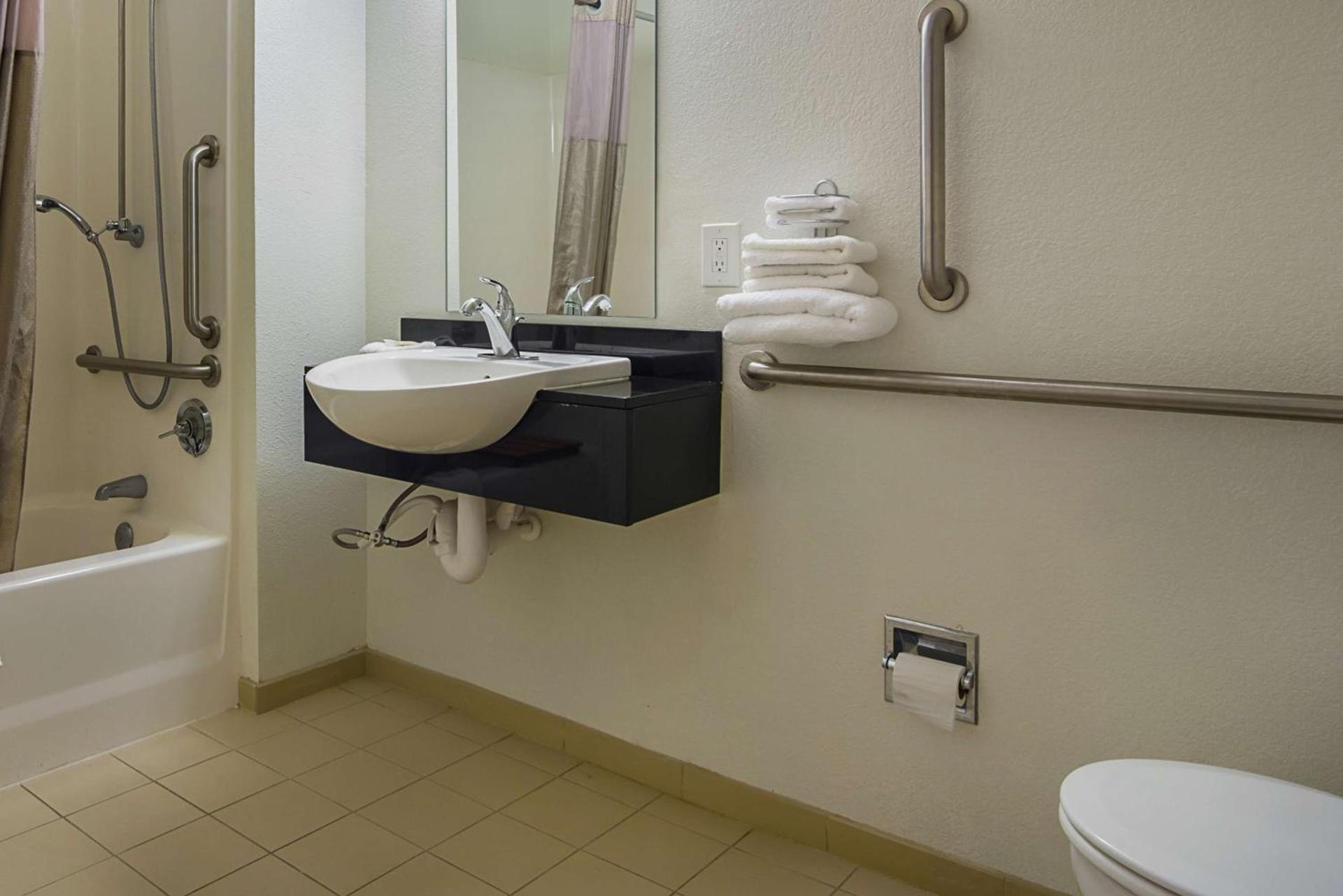 Motel 6-Tucker, GA - Atlanta Northeast photo 17