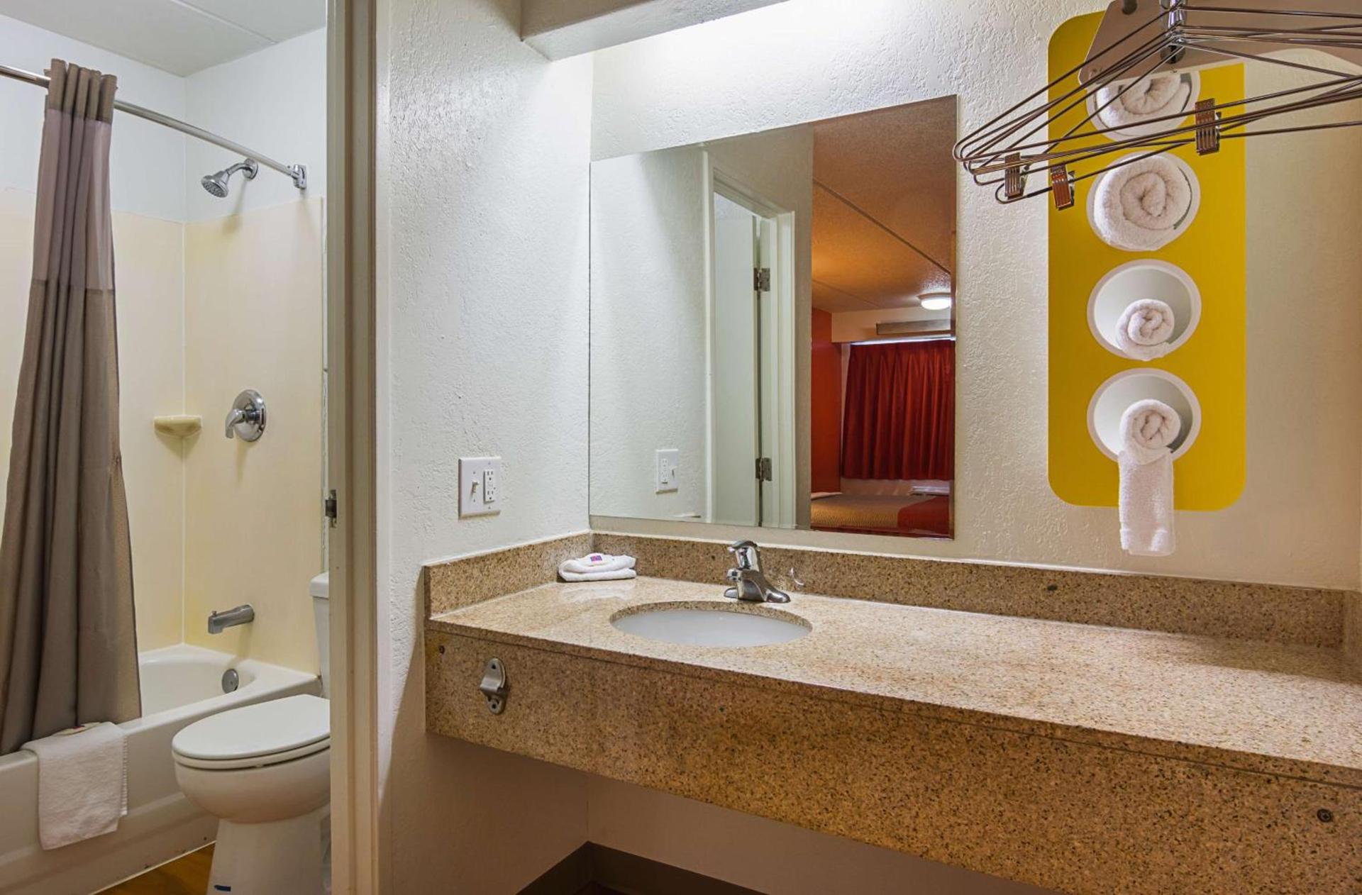 Motel 6-Tucker, GA - Atlanta Northeast photo 15