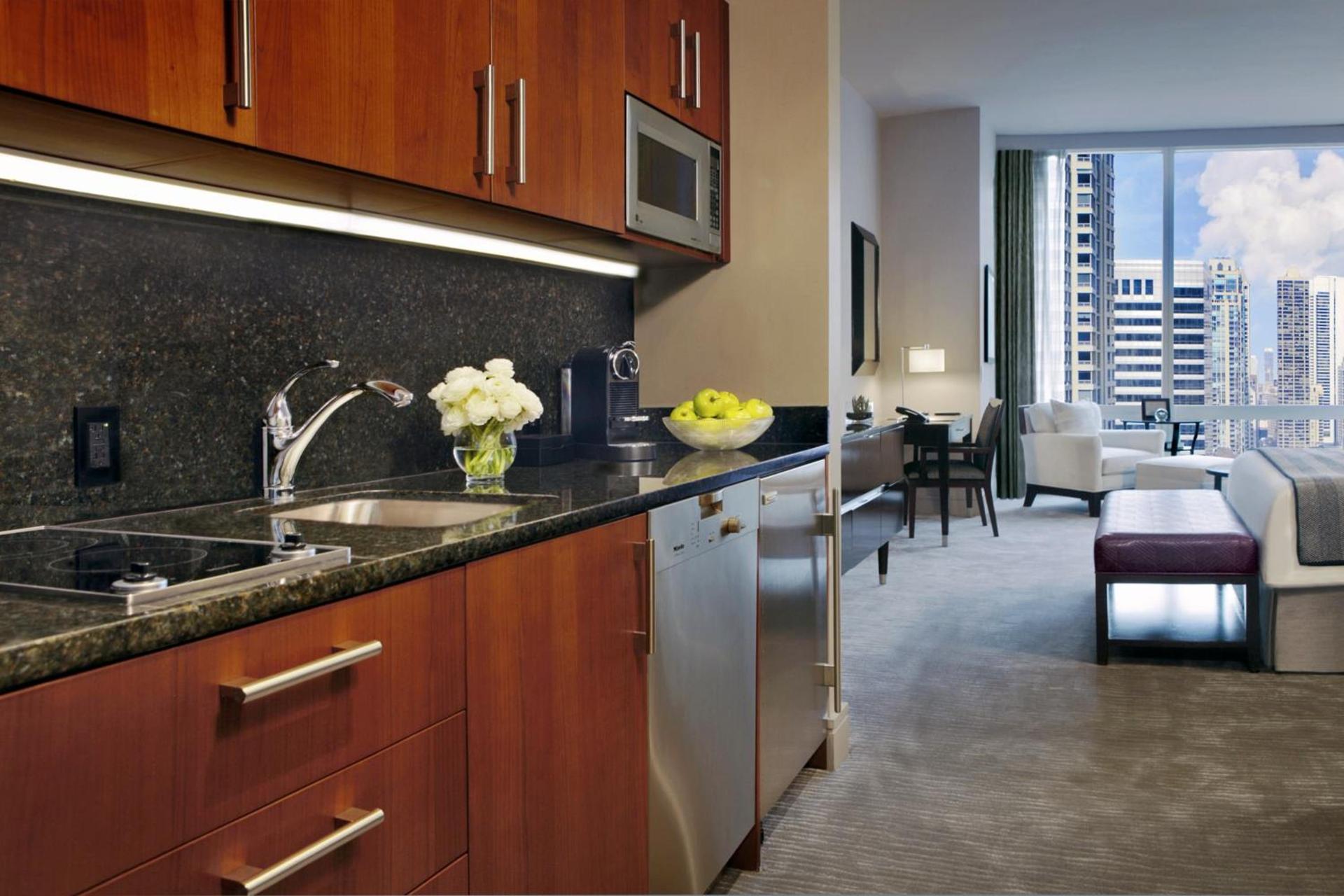 Trump International Hotel & Tower Chicago photo 23