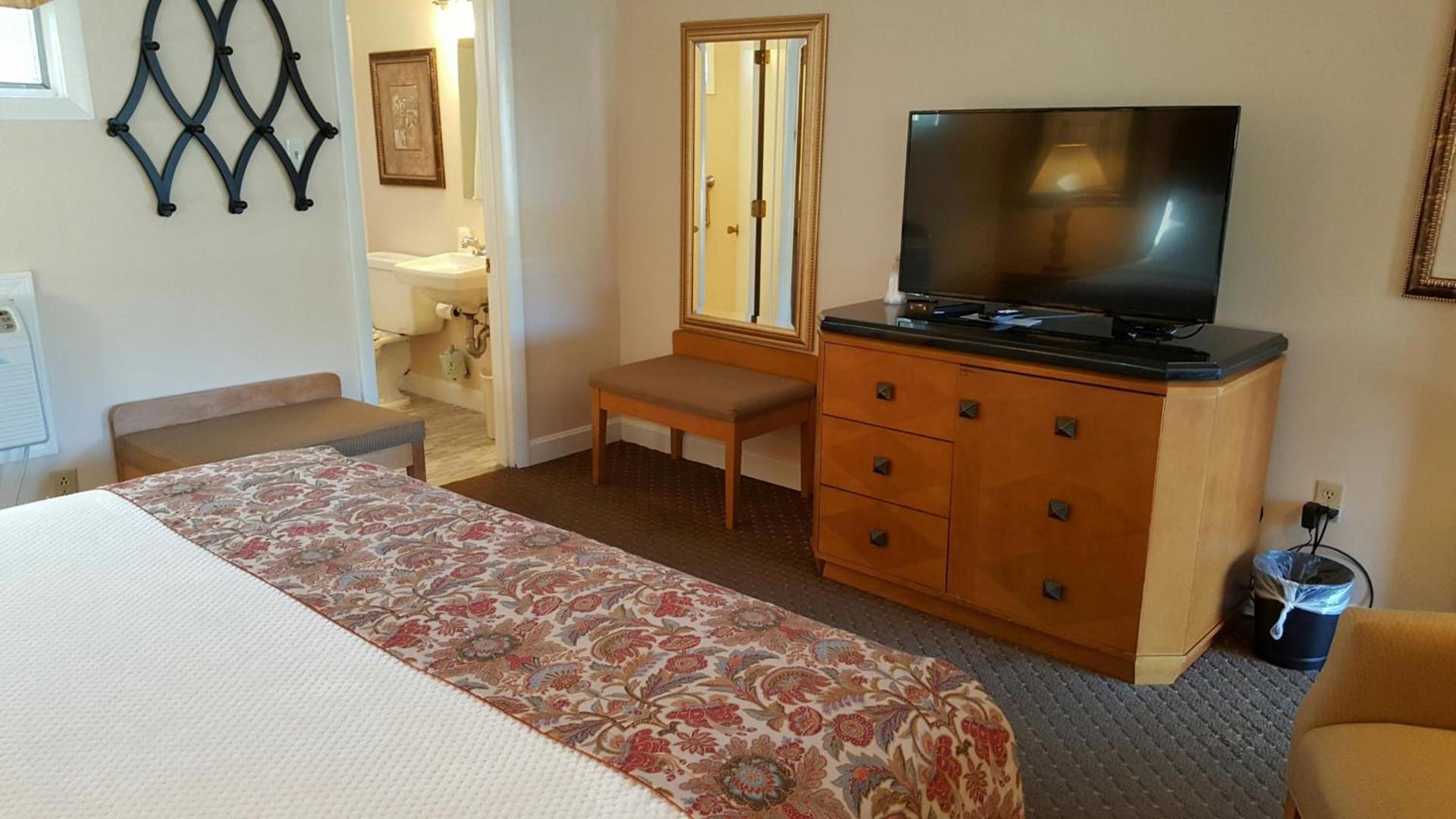Starlight Lodge Cape Cod photo 22