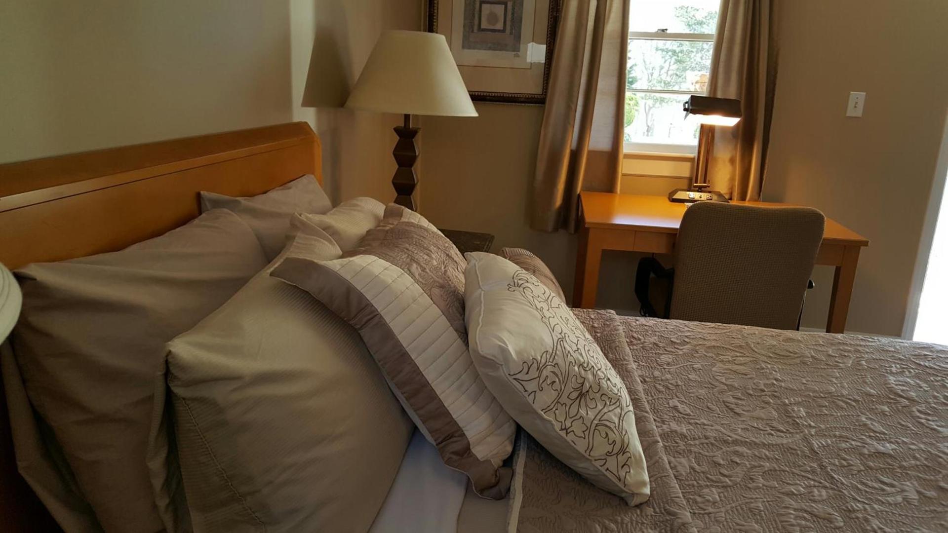 Starlight Lodge Cape Cod photo 15