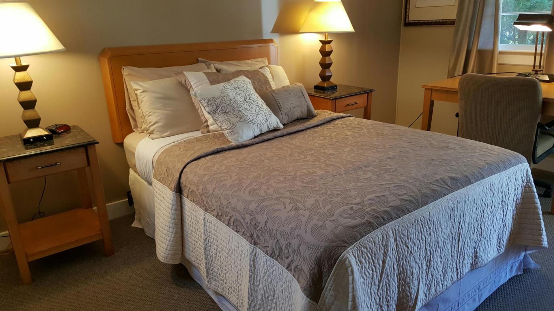 Starlight Lodge Cape Cod photo 9