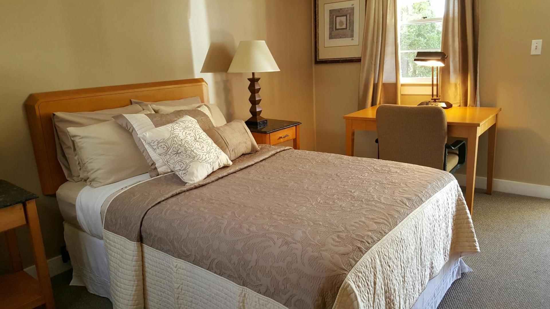 Starlight Lodge Cape Cod photo 25