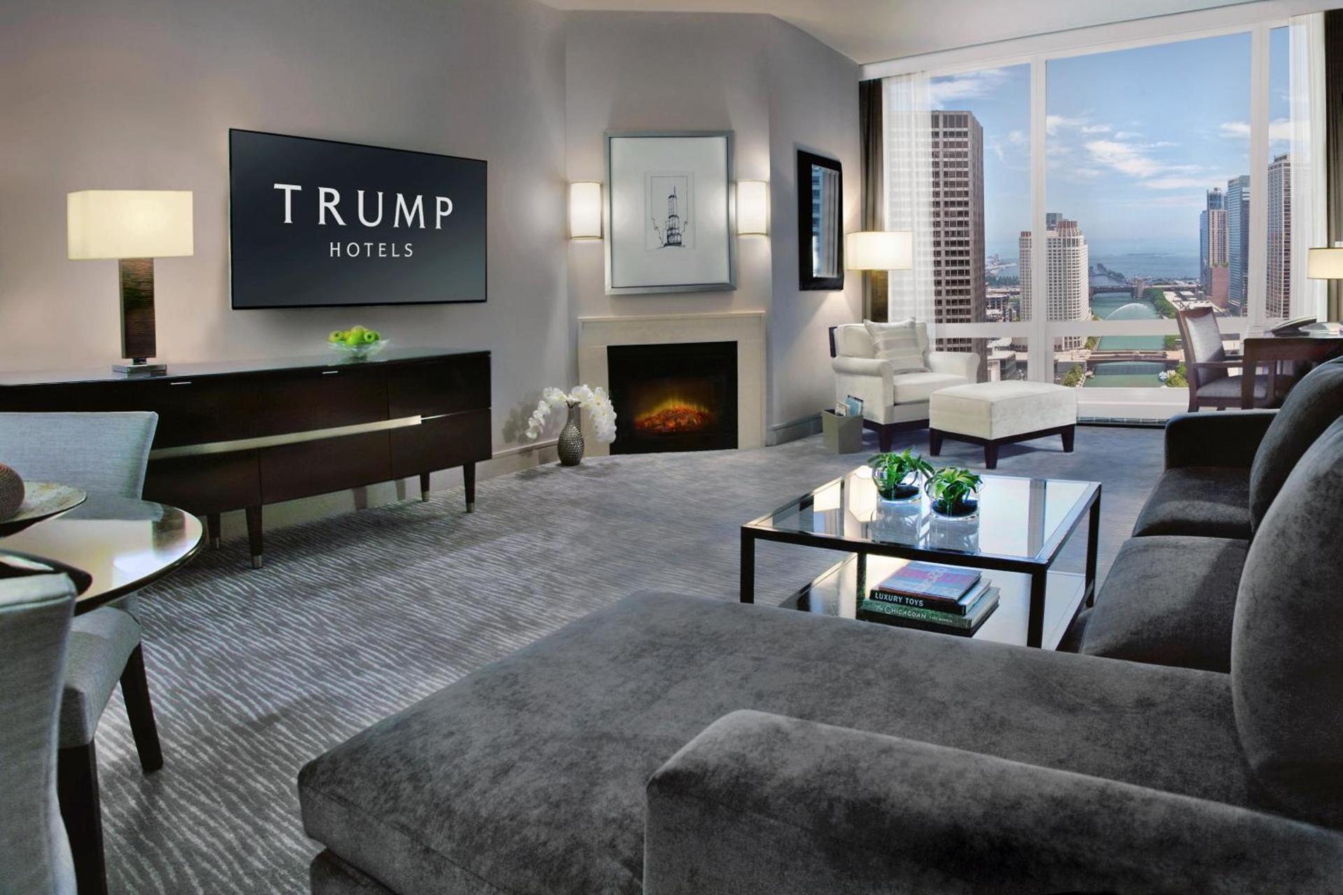 Trump International Hotel & Tower Chicago photo 12