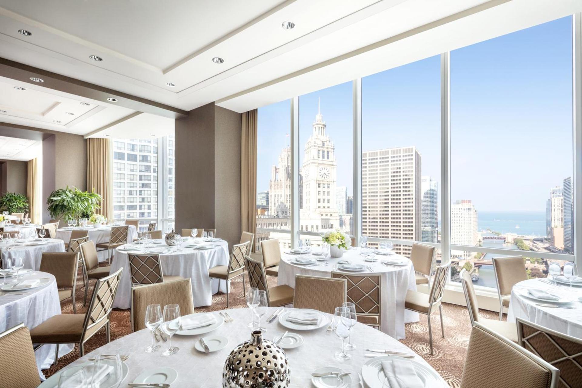 Trump International Hotel & Tower Chicago photo 35
