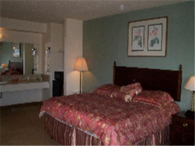 Somerville Inn and Suites photo 18