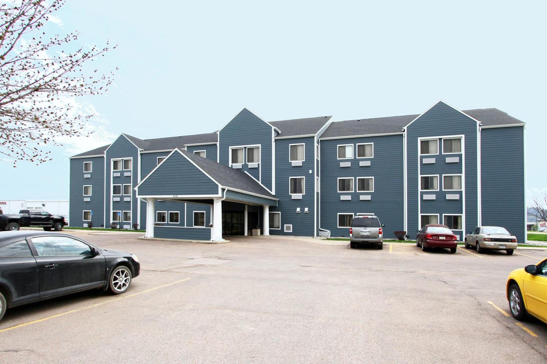 New Victorian Inn - Sioux City photo 27