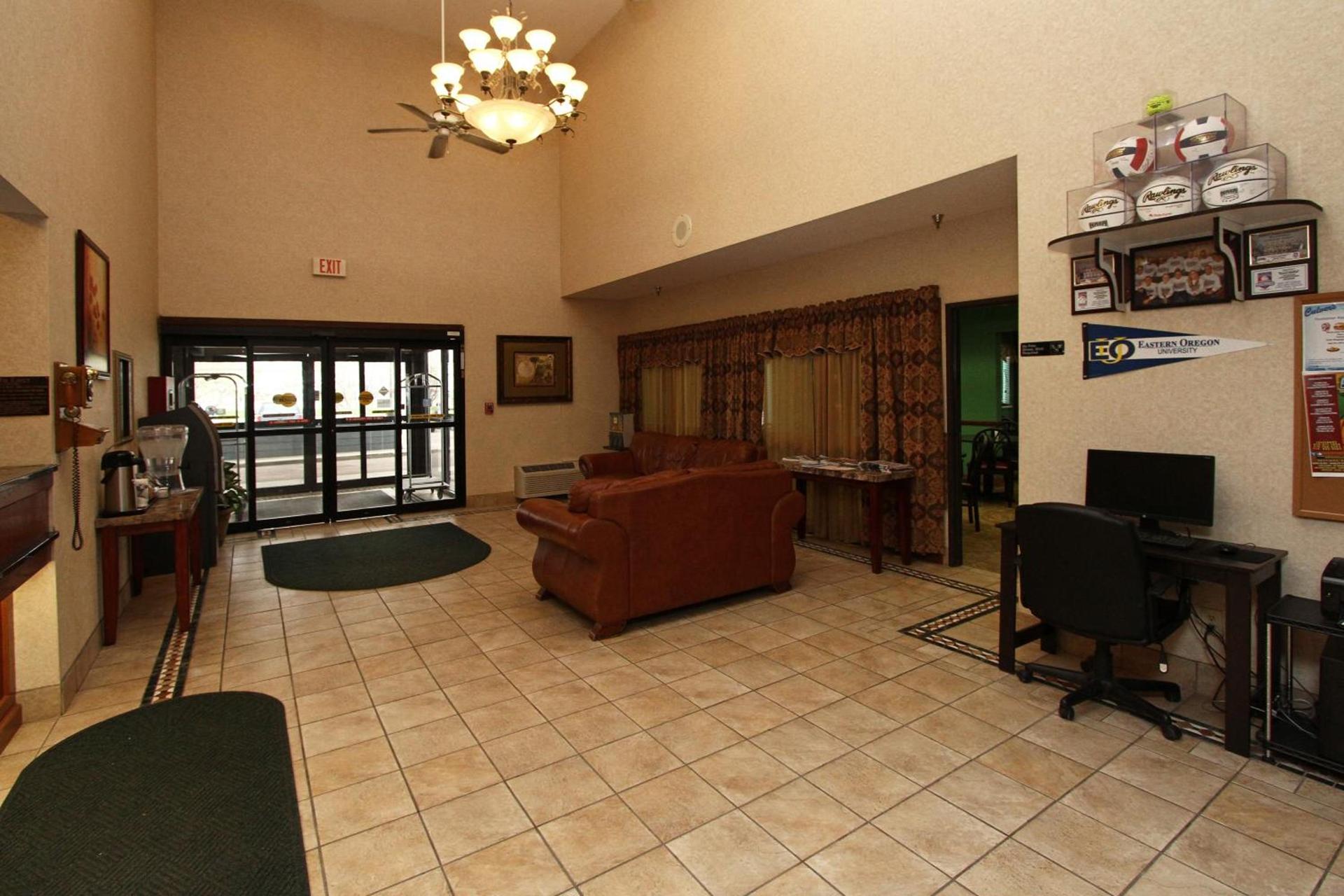 New Victorian Inn - Sioux City photo 11