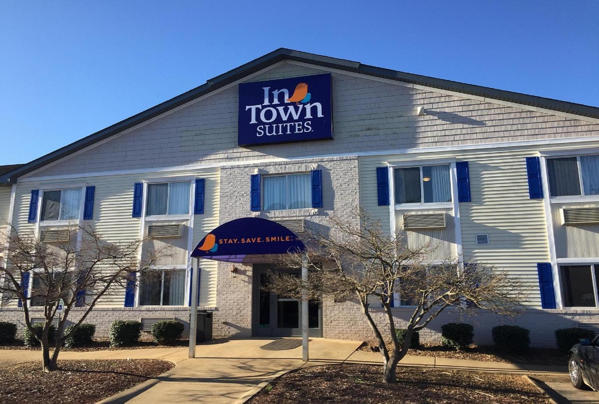 InTown Suites Extended Stay Bowling Green KY photo 1