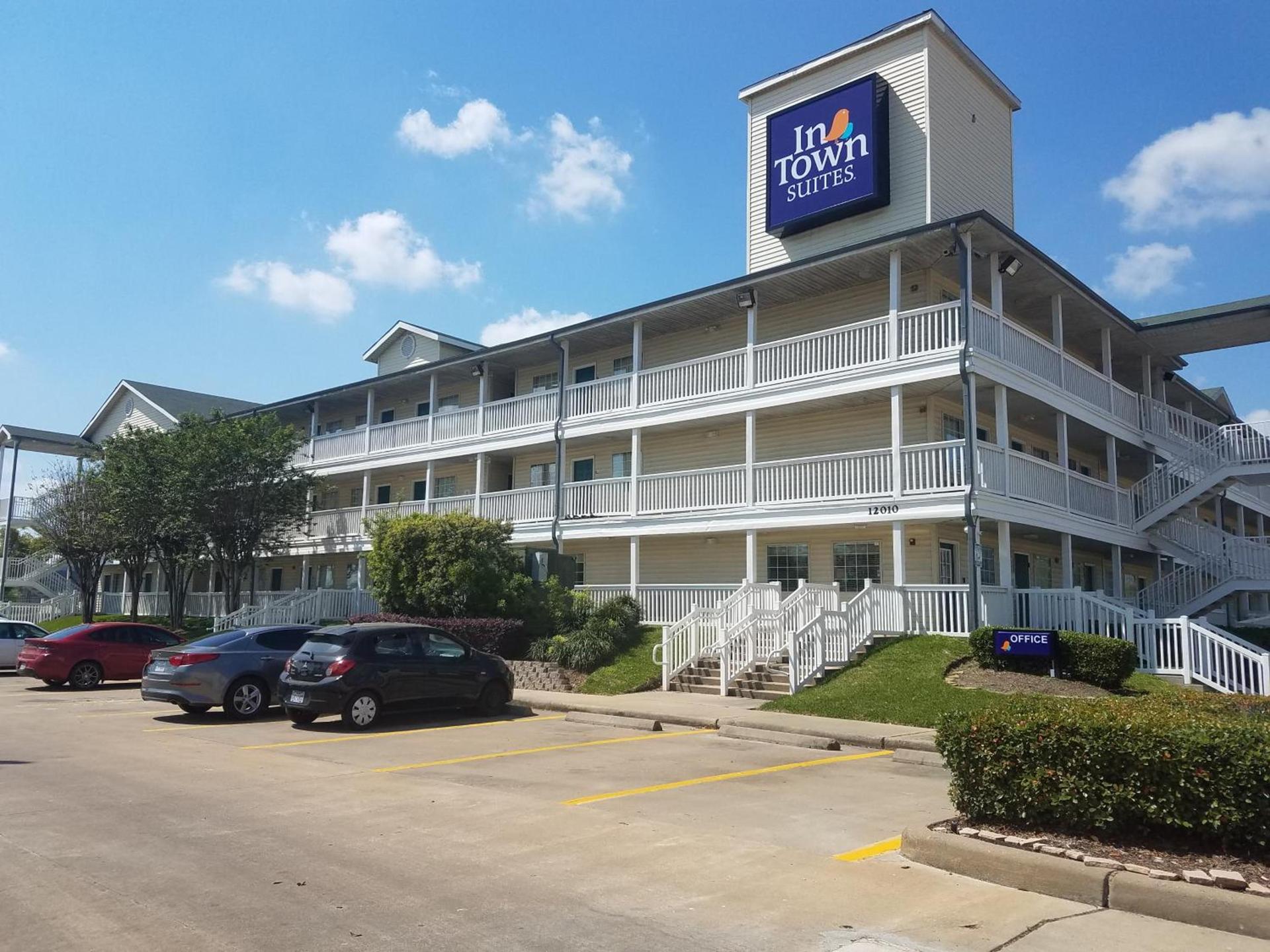 InTown Suites Extended Stay Houston TX - Greenspoint photo 1
