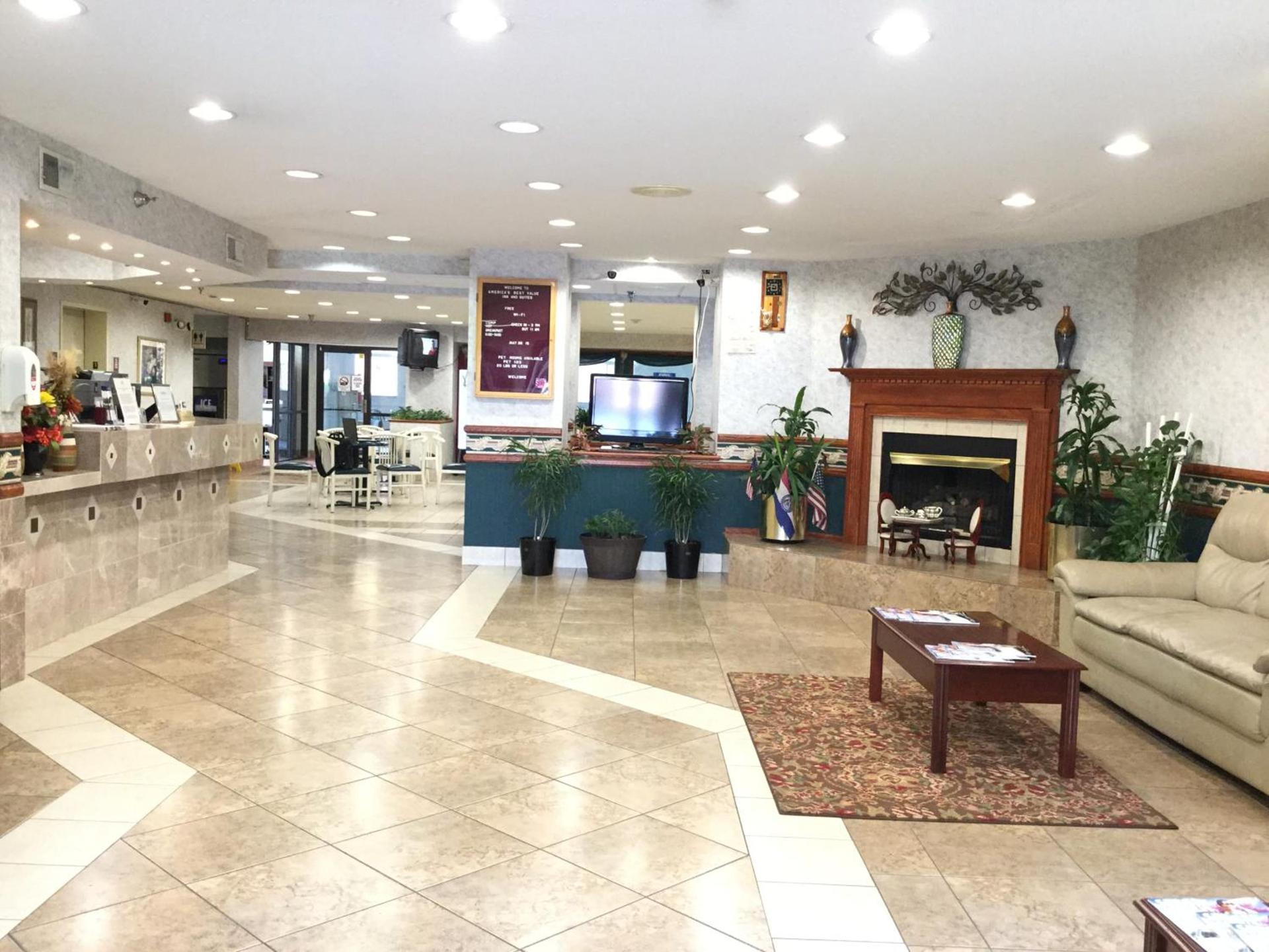 Americas Best Value Inn and Suites Saint Charles photo 30