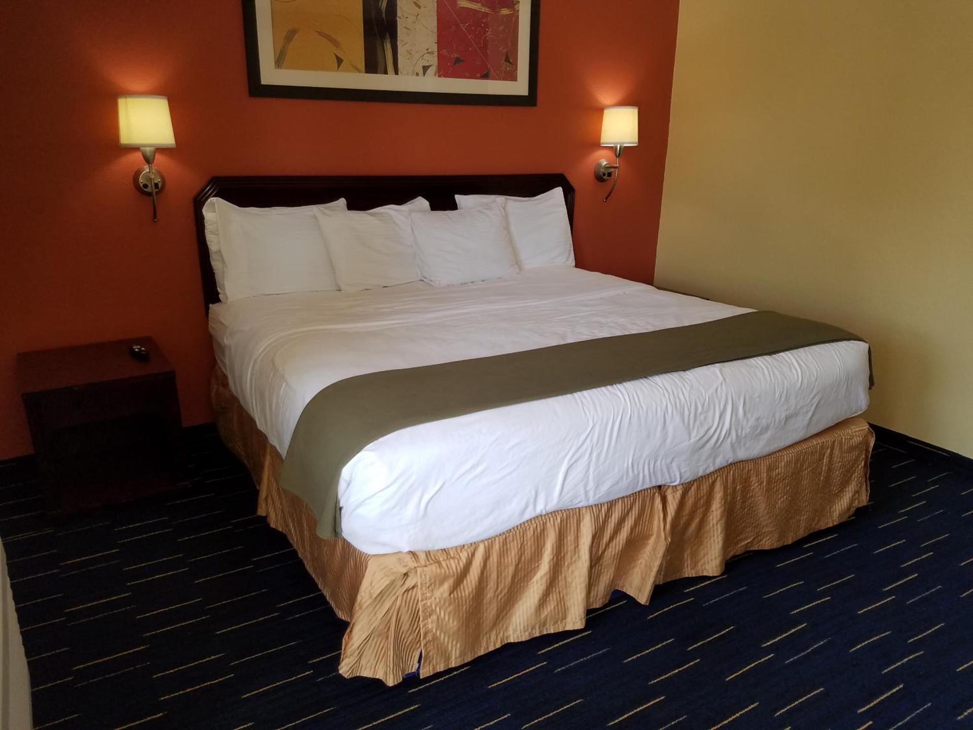 Country Inn Sterling photo 9