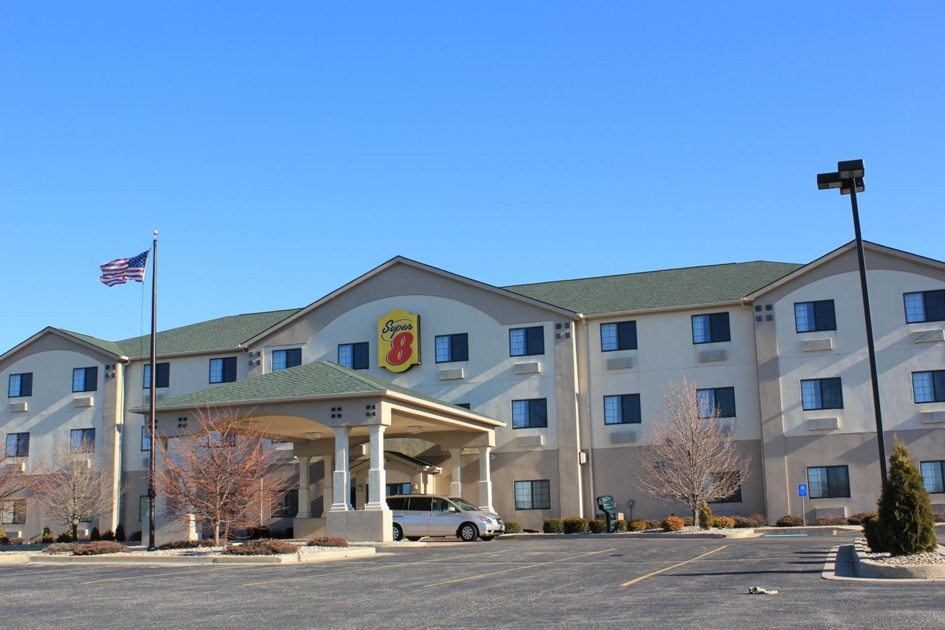Super 8 by Wyndham South Bend photo 8