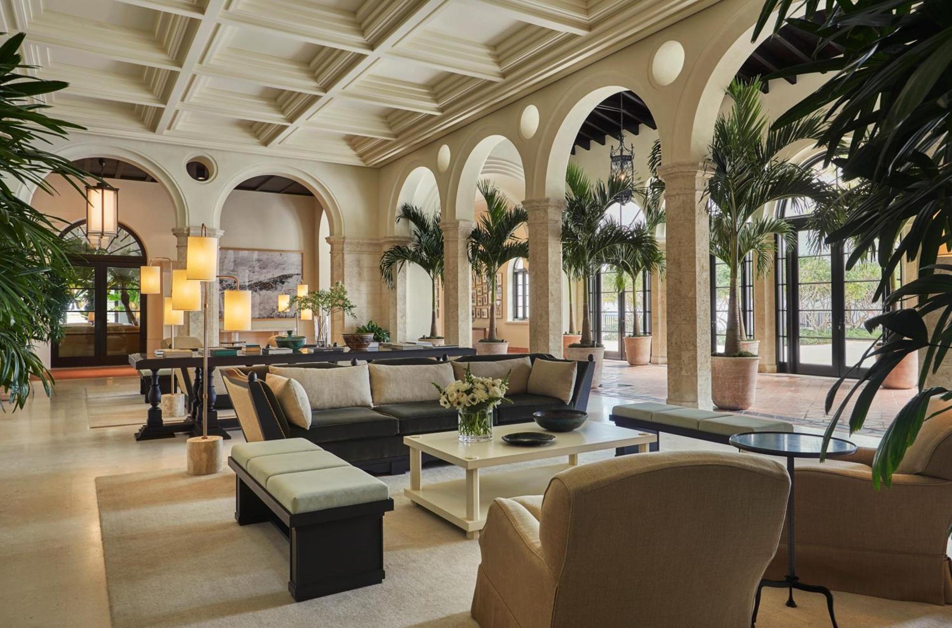 Four Seasons Hotel at The Surf Club photo 8