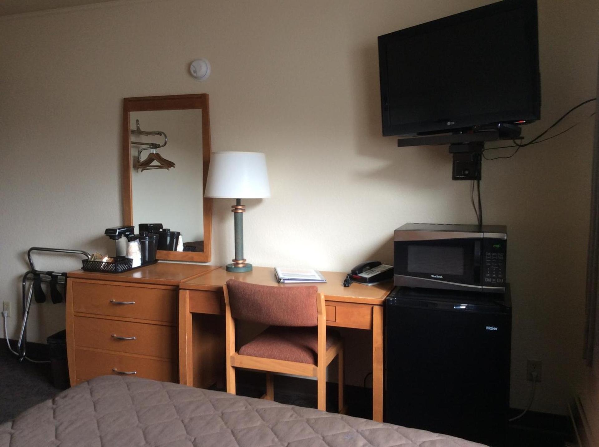Shelikof Lodge photo 35