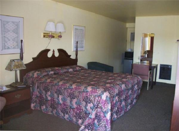Cottonwood Inn photo 12