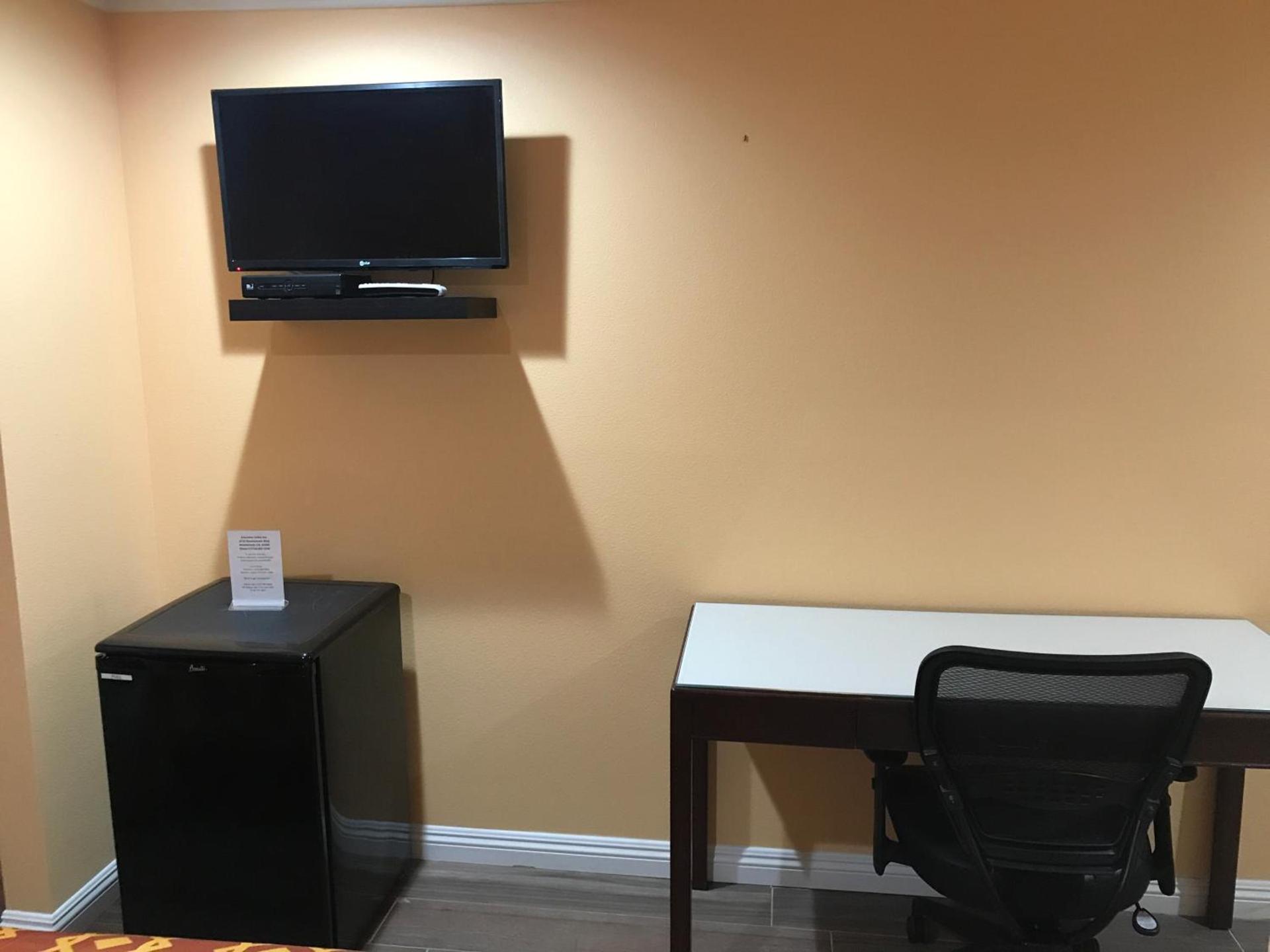 Executive Suites Inn photo 9