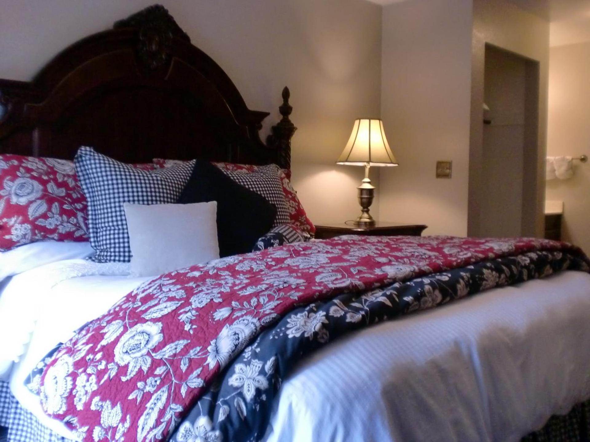 The North Shore Inn photo 98
