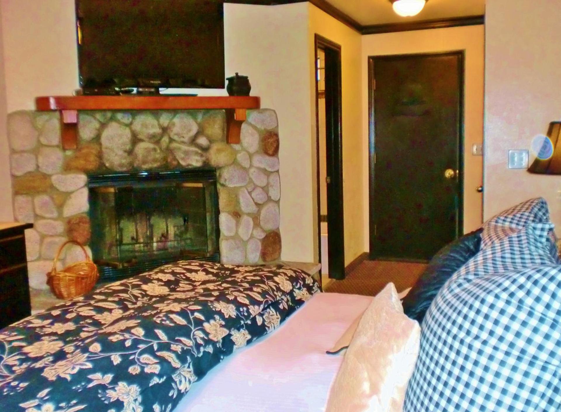 The North Shore Inn photo 88