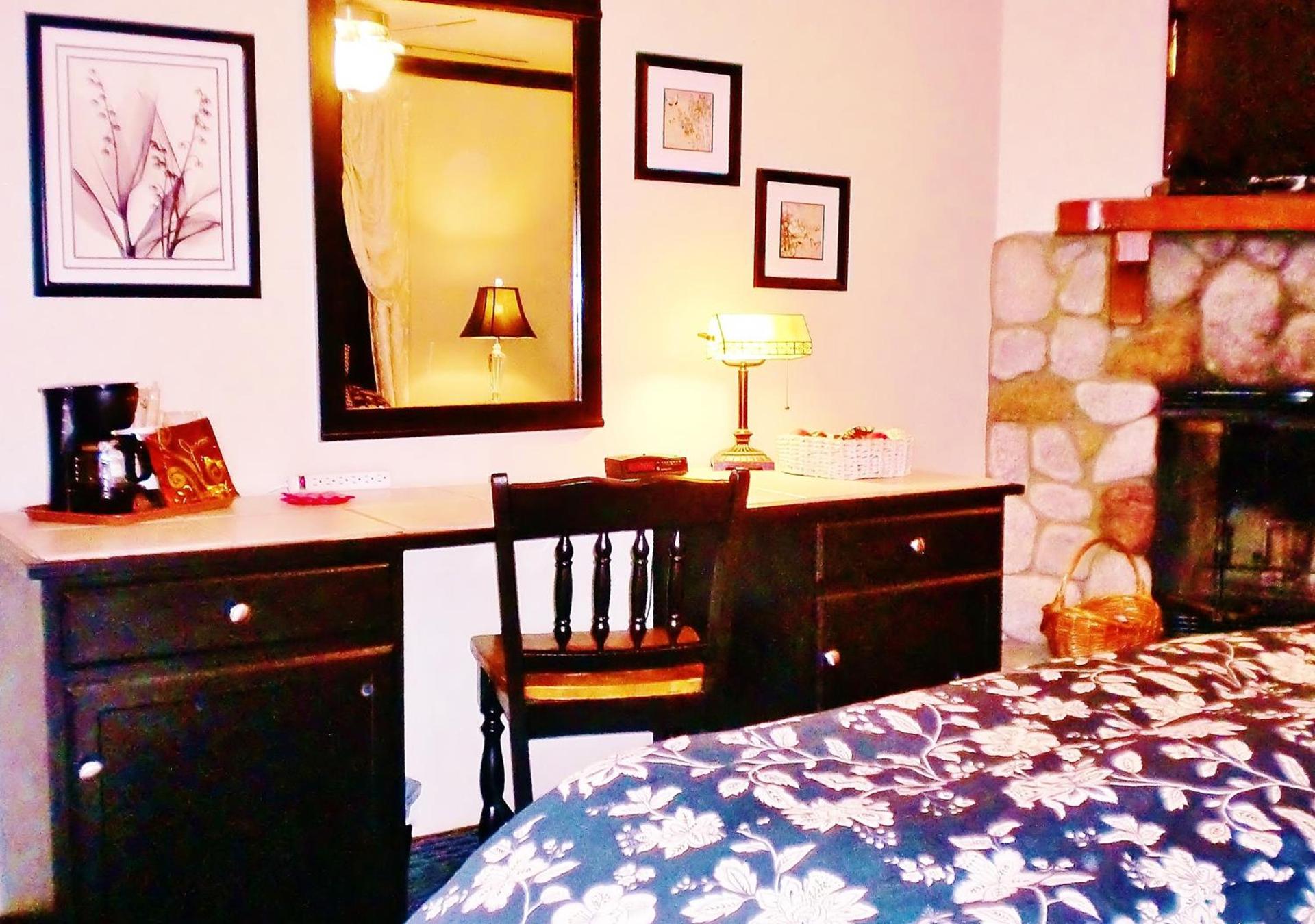 The North Shore Inn photo 89