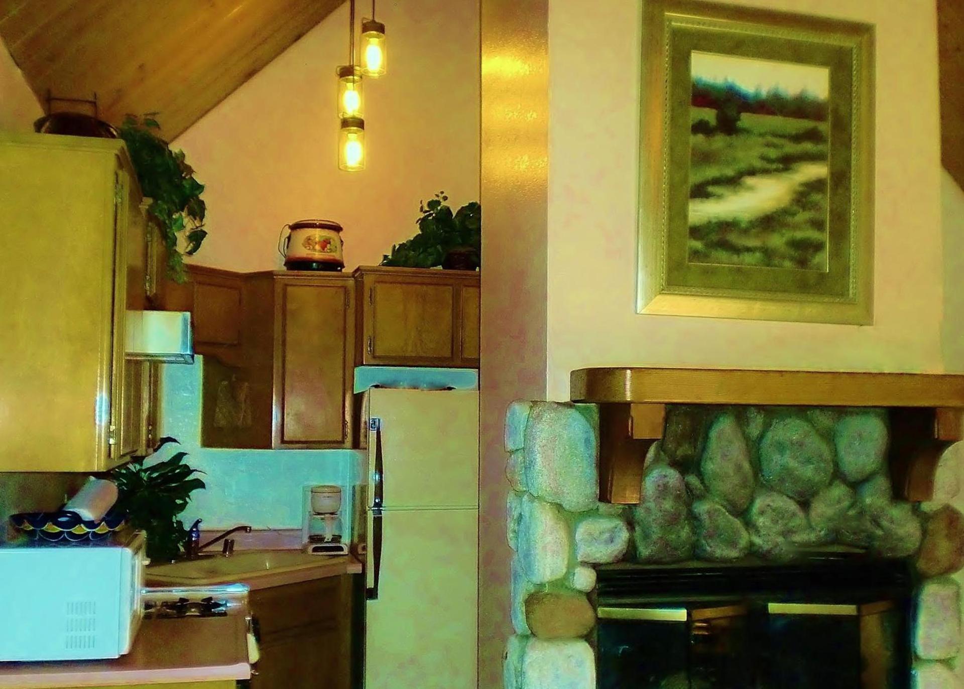 The North Shore Inn photo 79