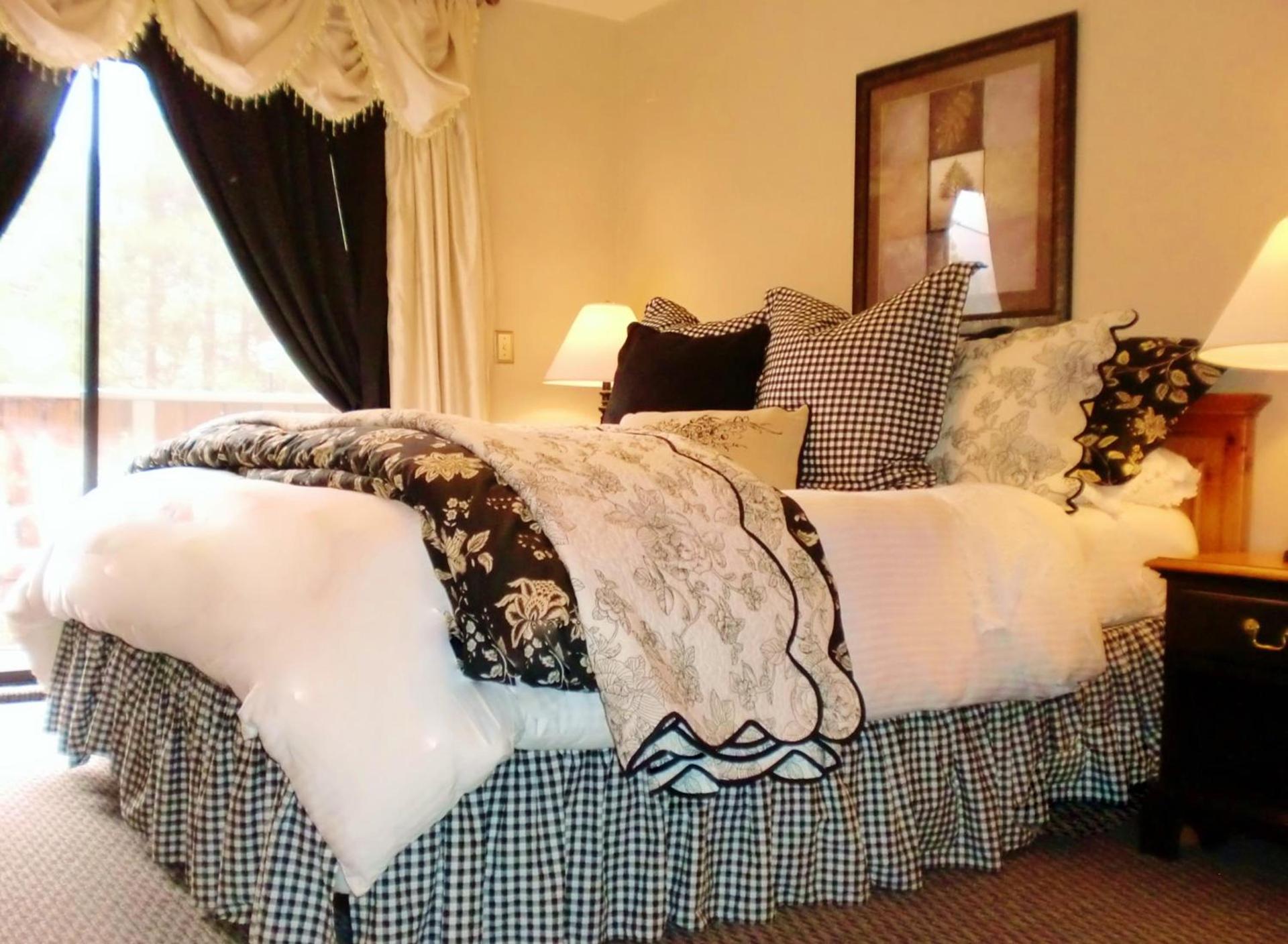 The North Shore Inn photo 81