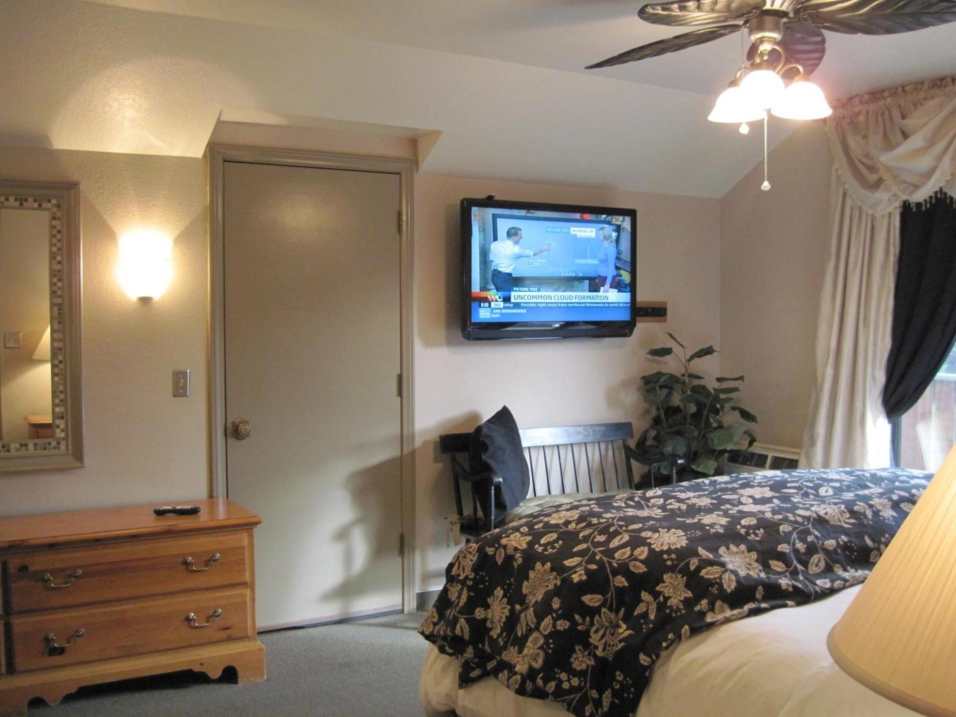 The North Shore Inn photo 53
