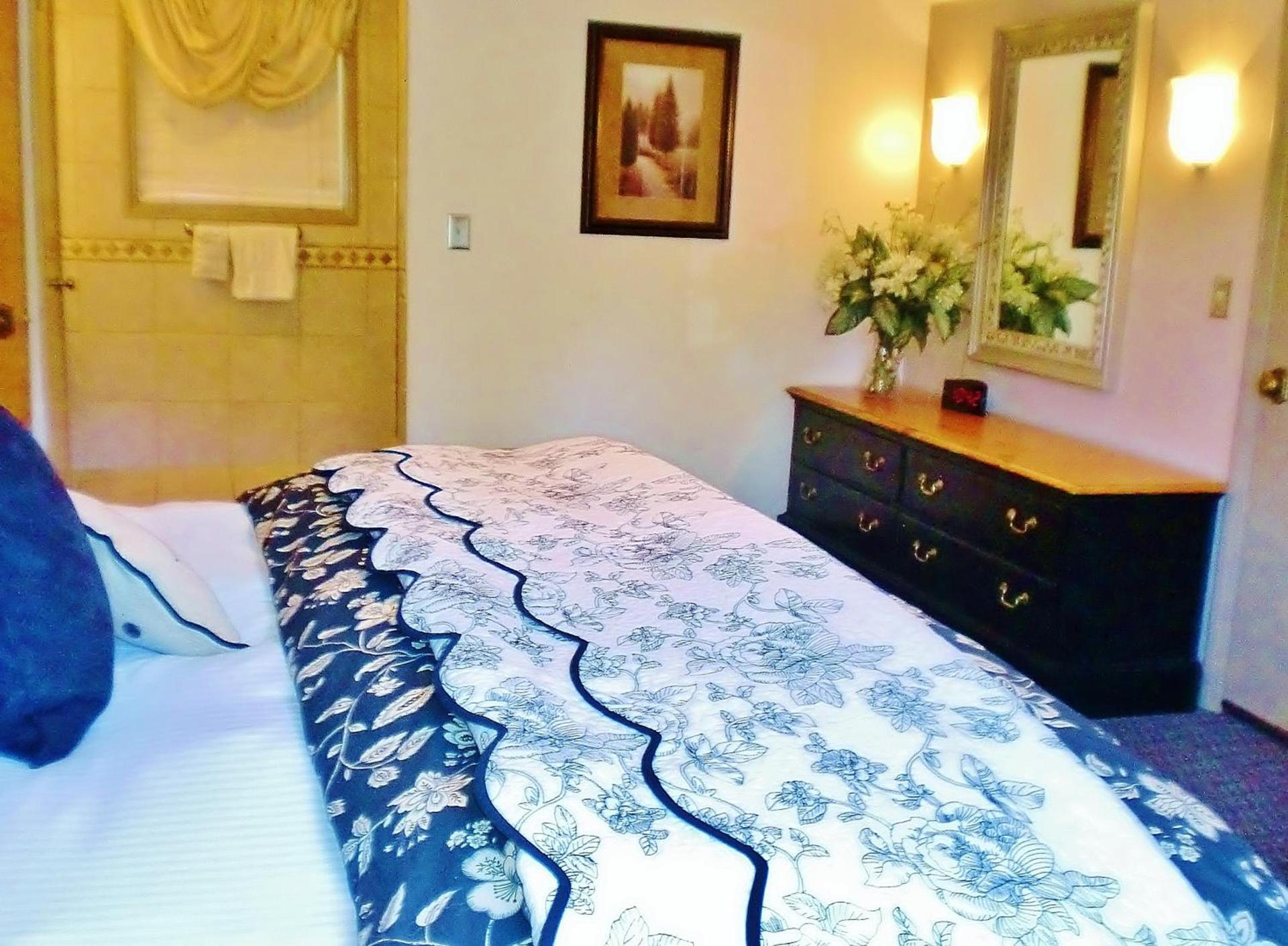 The North Shore Inn photo 48