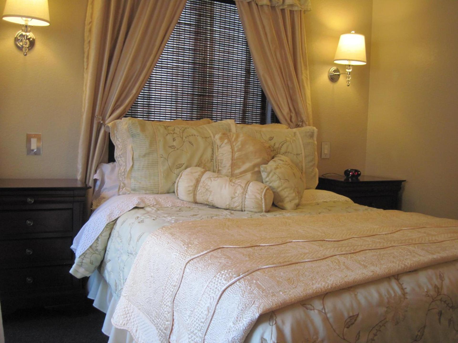 The North Shore Inn photo 44