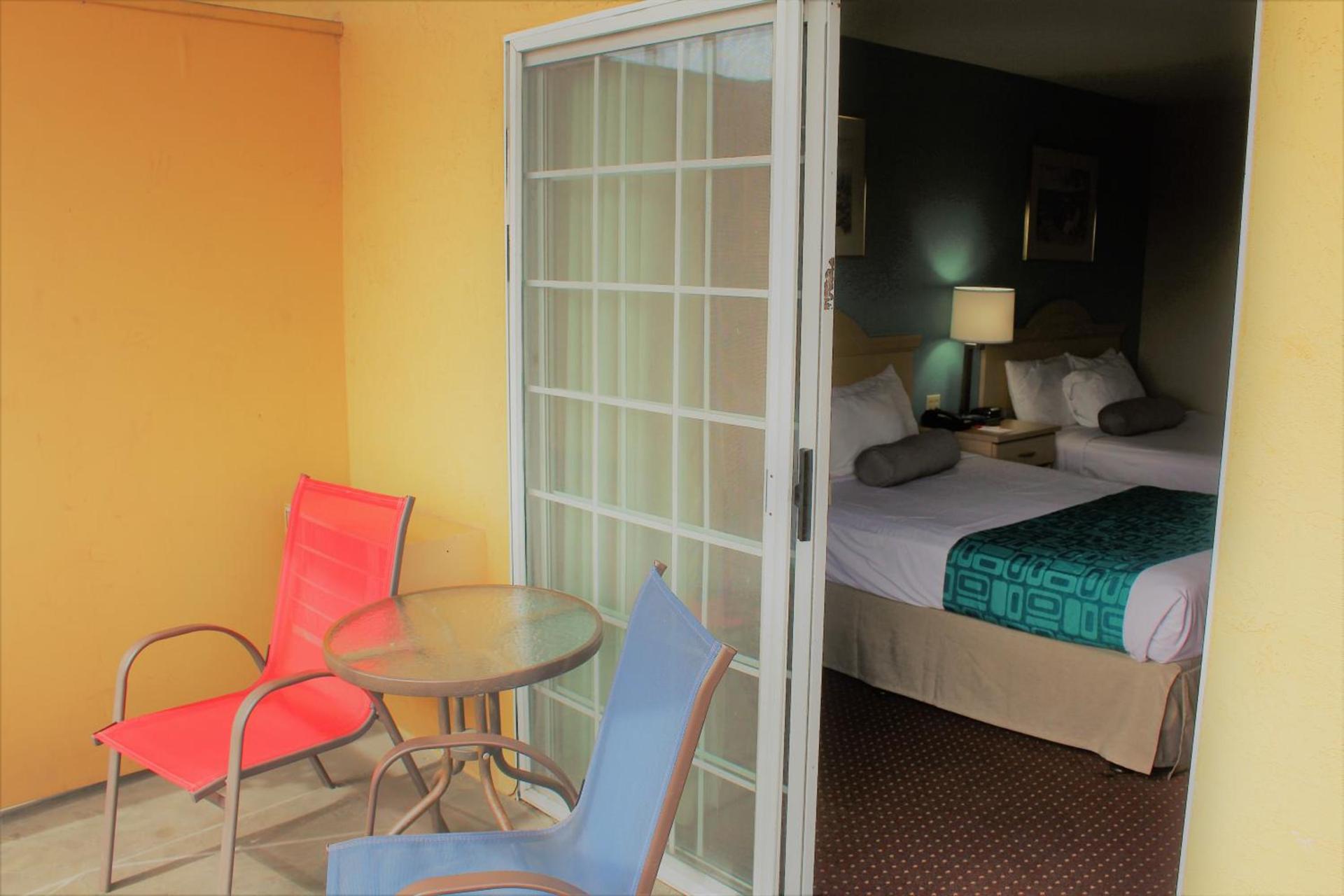 Howard Johnson by Wyndham Santa Cruz photo 26