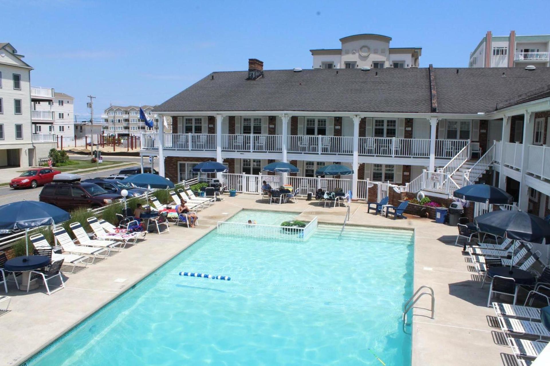Saratoga Resort photo 3