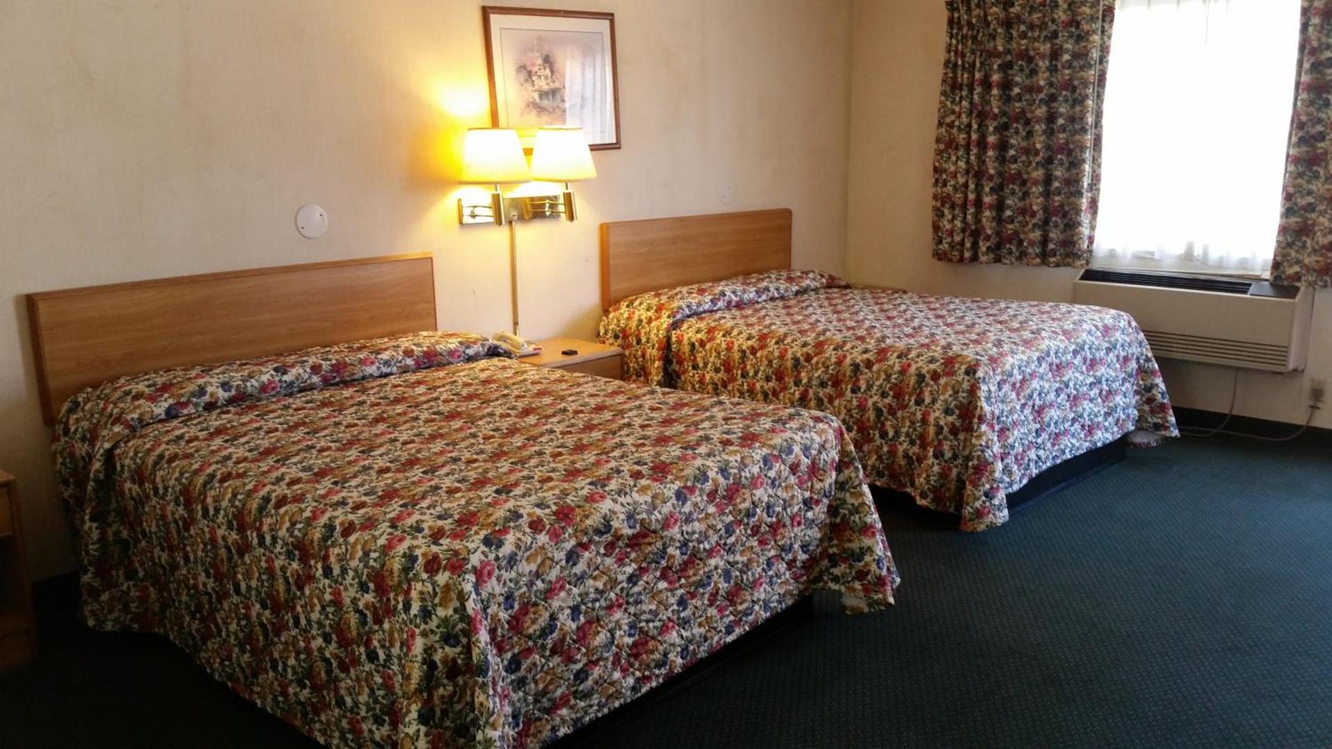 Economy Inn Motel photo 30