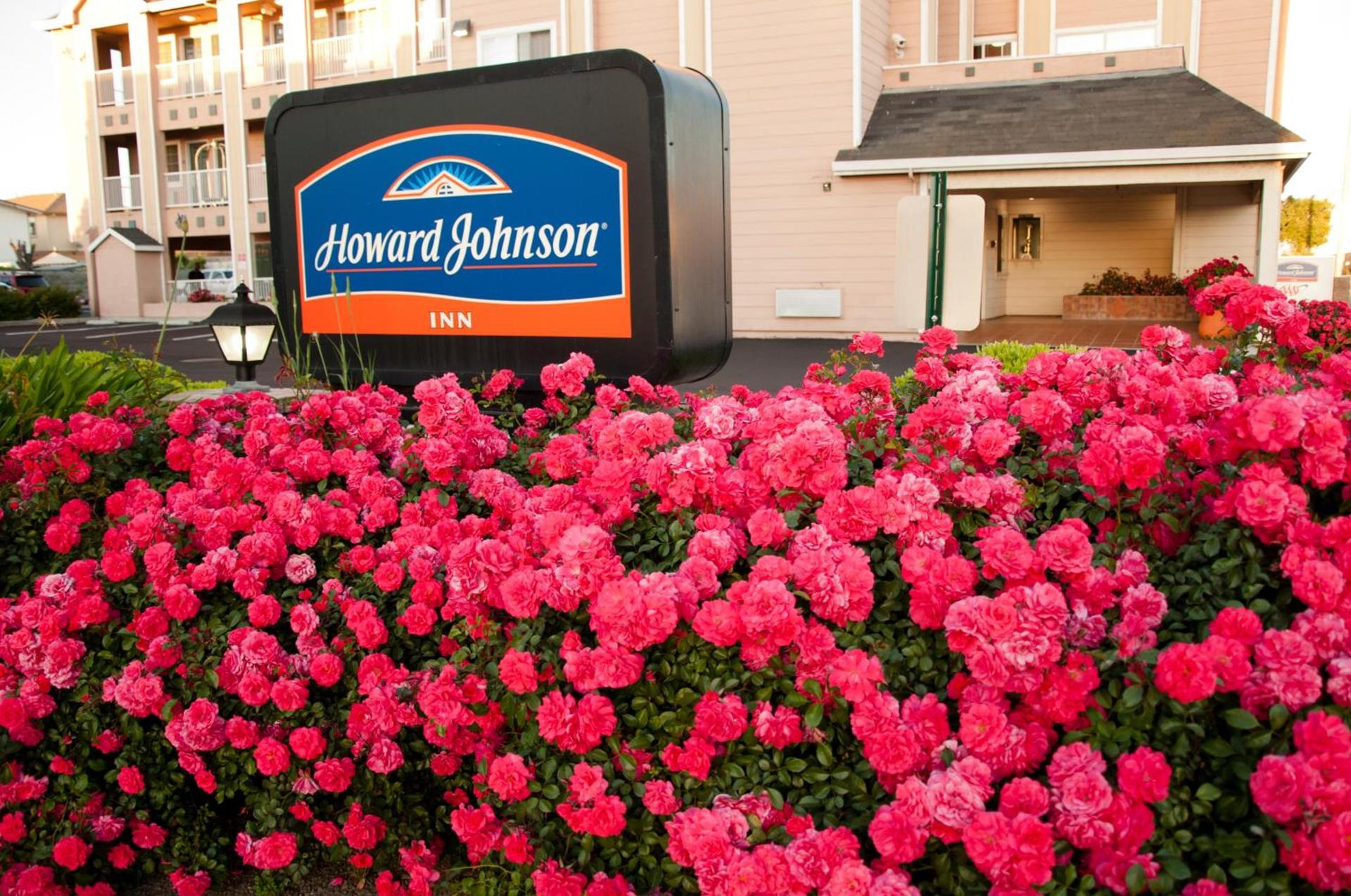 Howard Johnson by Wyndham Salinas photo 22