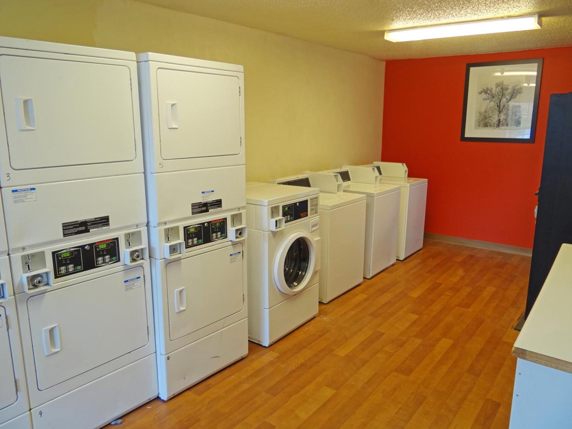 Extended Stay America Select Suites - Durham - University photo 44