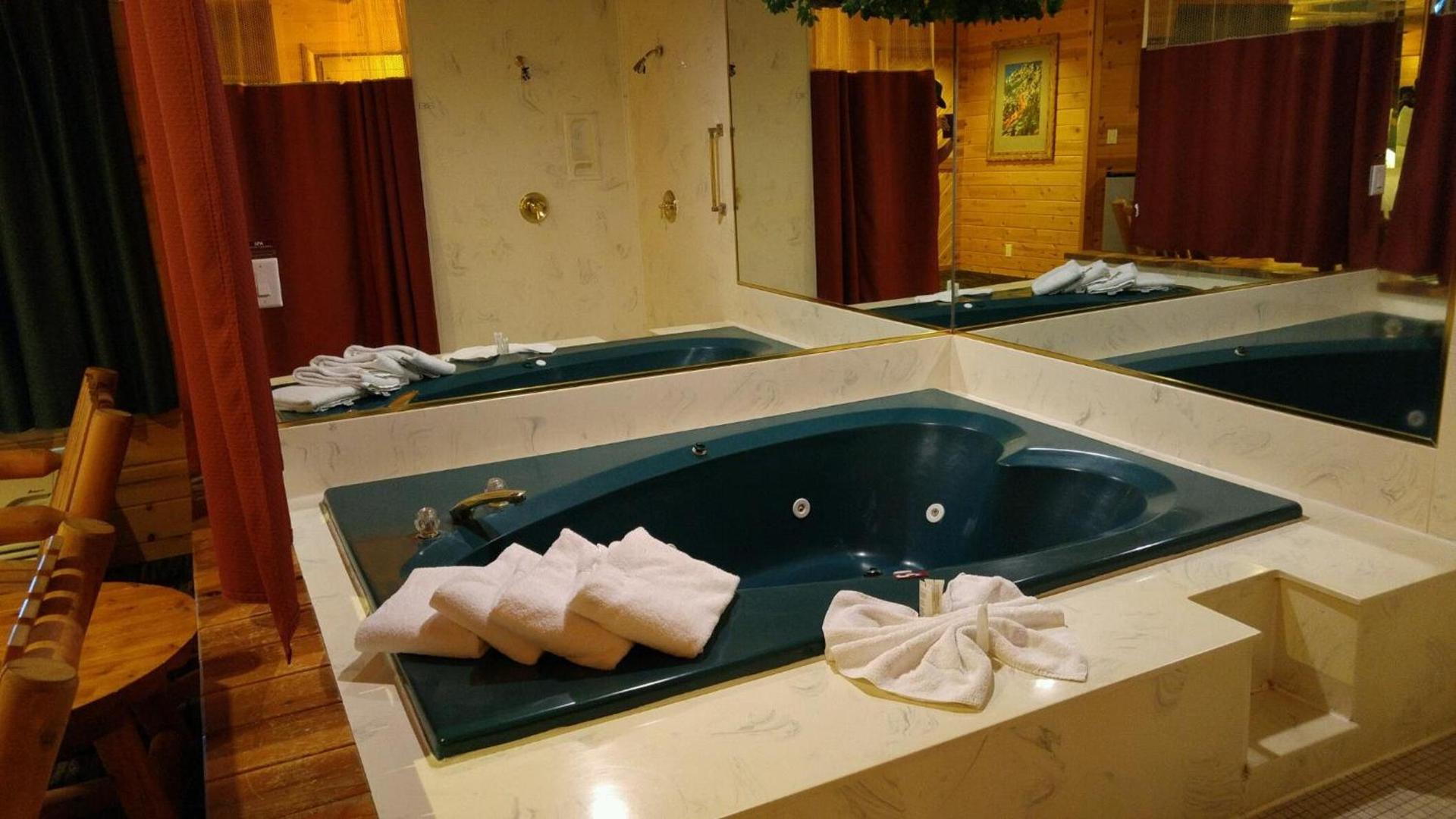 Postmarc Hotel and Spa Suites photo 29