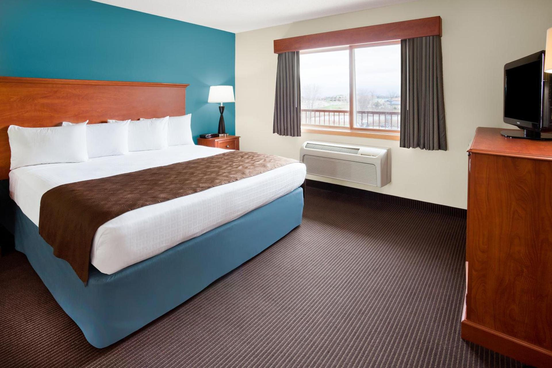 AmericInn by Wyndham Chanhassen photo 12