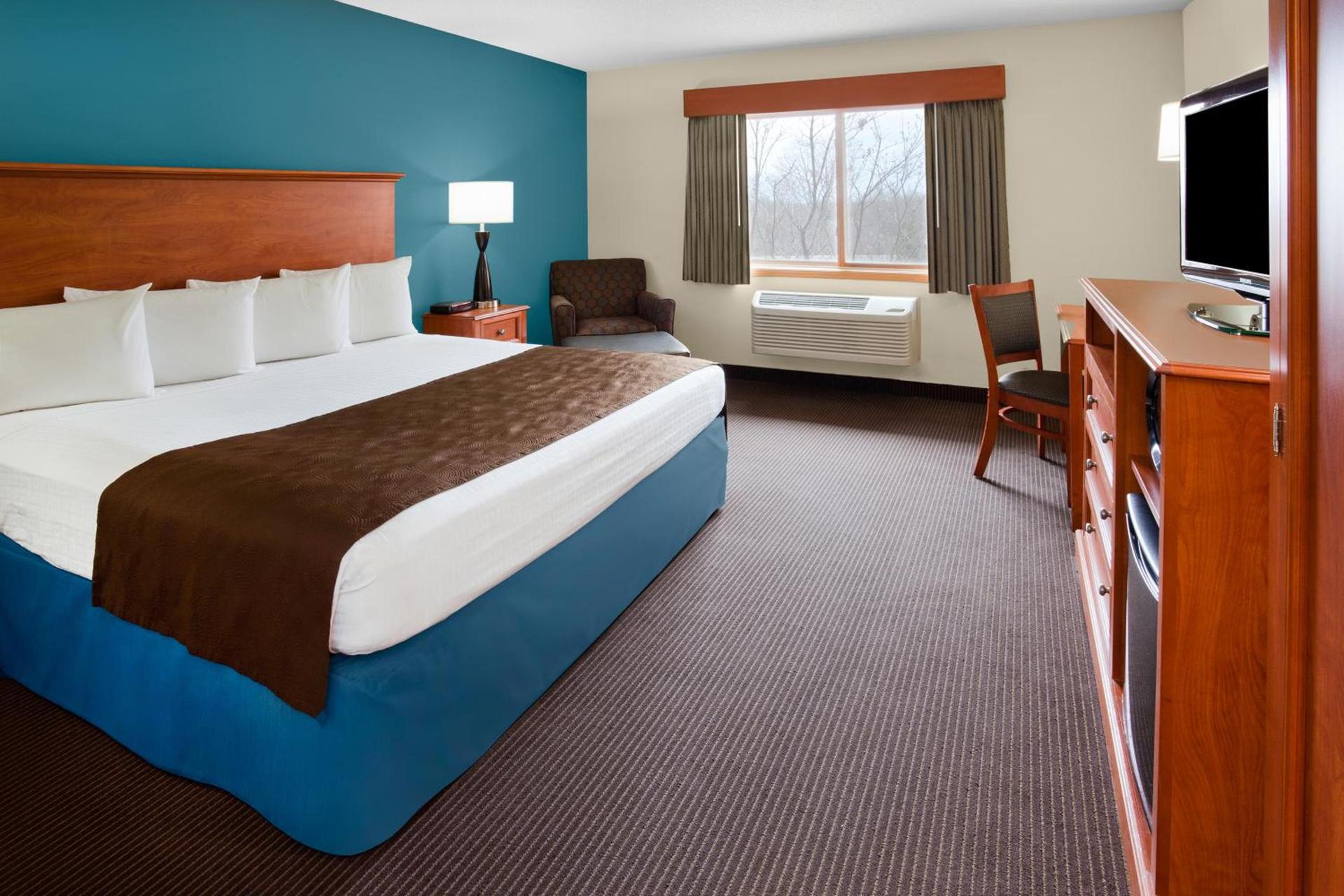 AmericInn by Wyndham Chanhassen photo 82