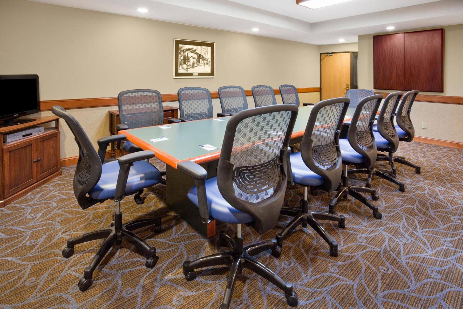 AmericInn by Wyndham Chanhassen photo 16