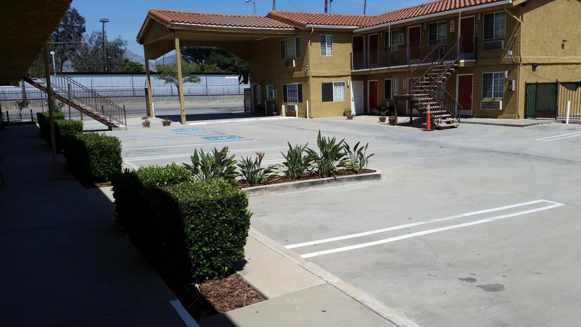 Economy Inn Motel photo 20