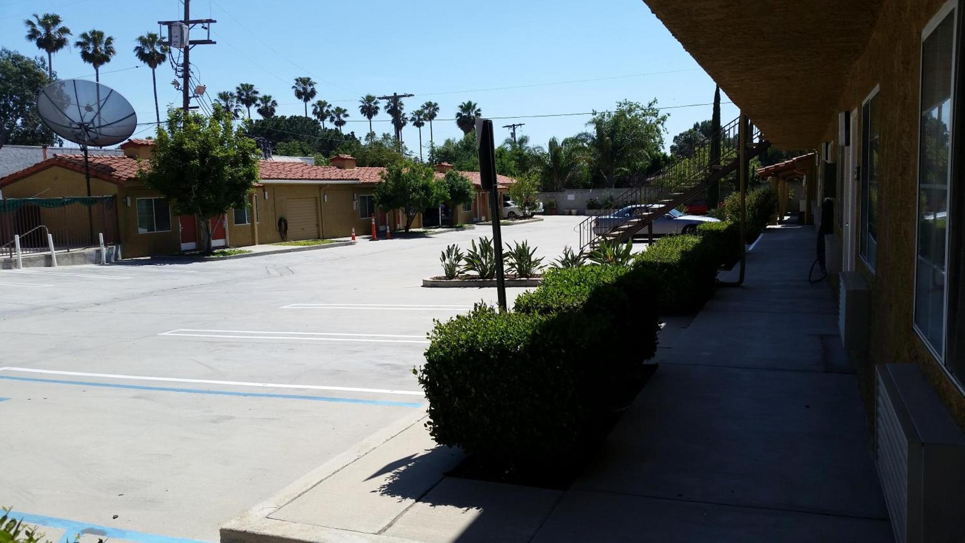 Economy Inn Motel photo 16