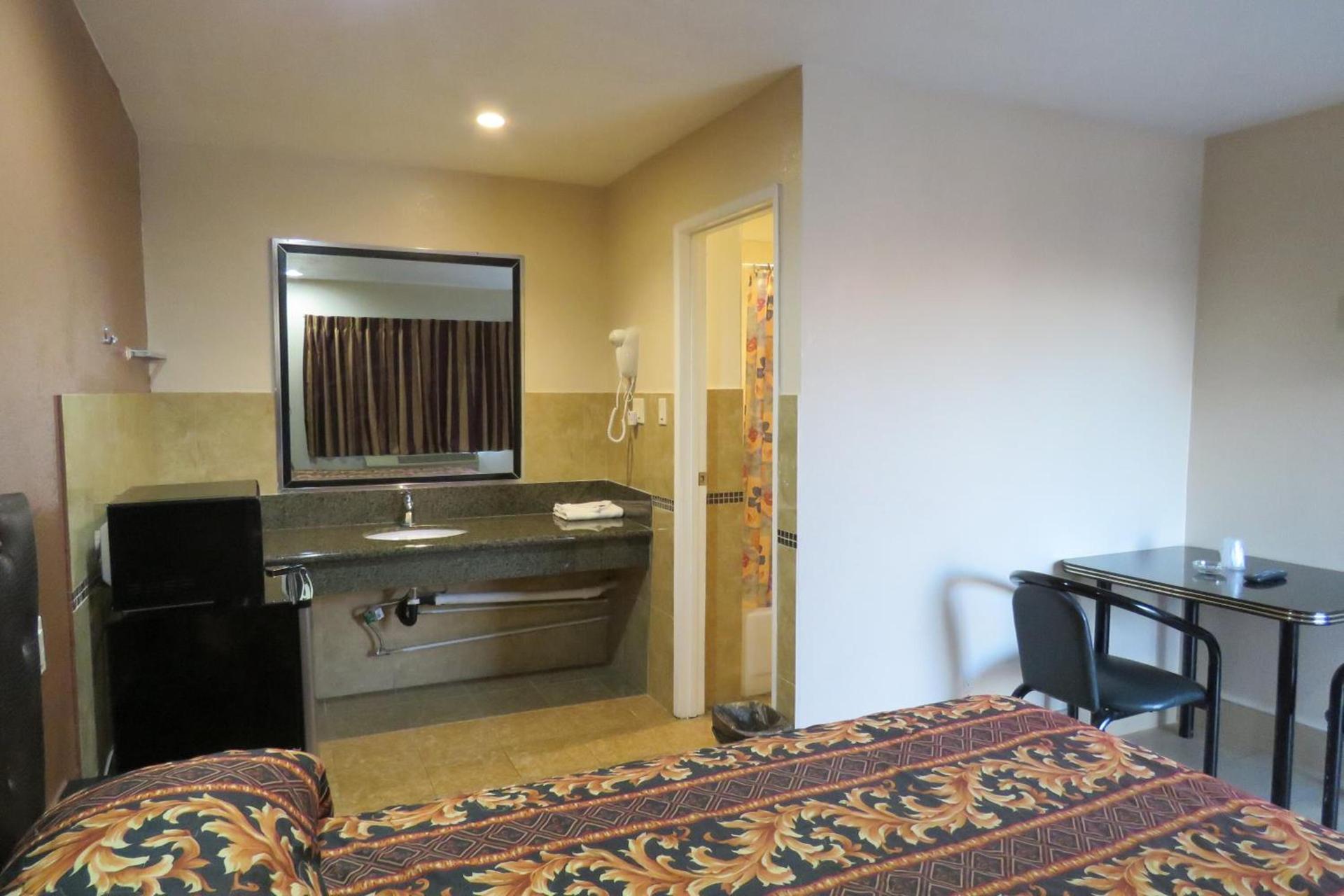 Florentina Motel - Los Angeles photo 5