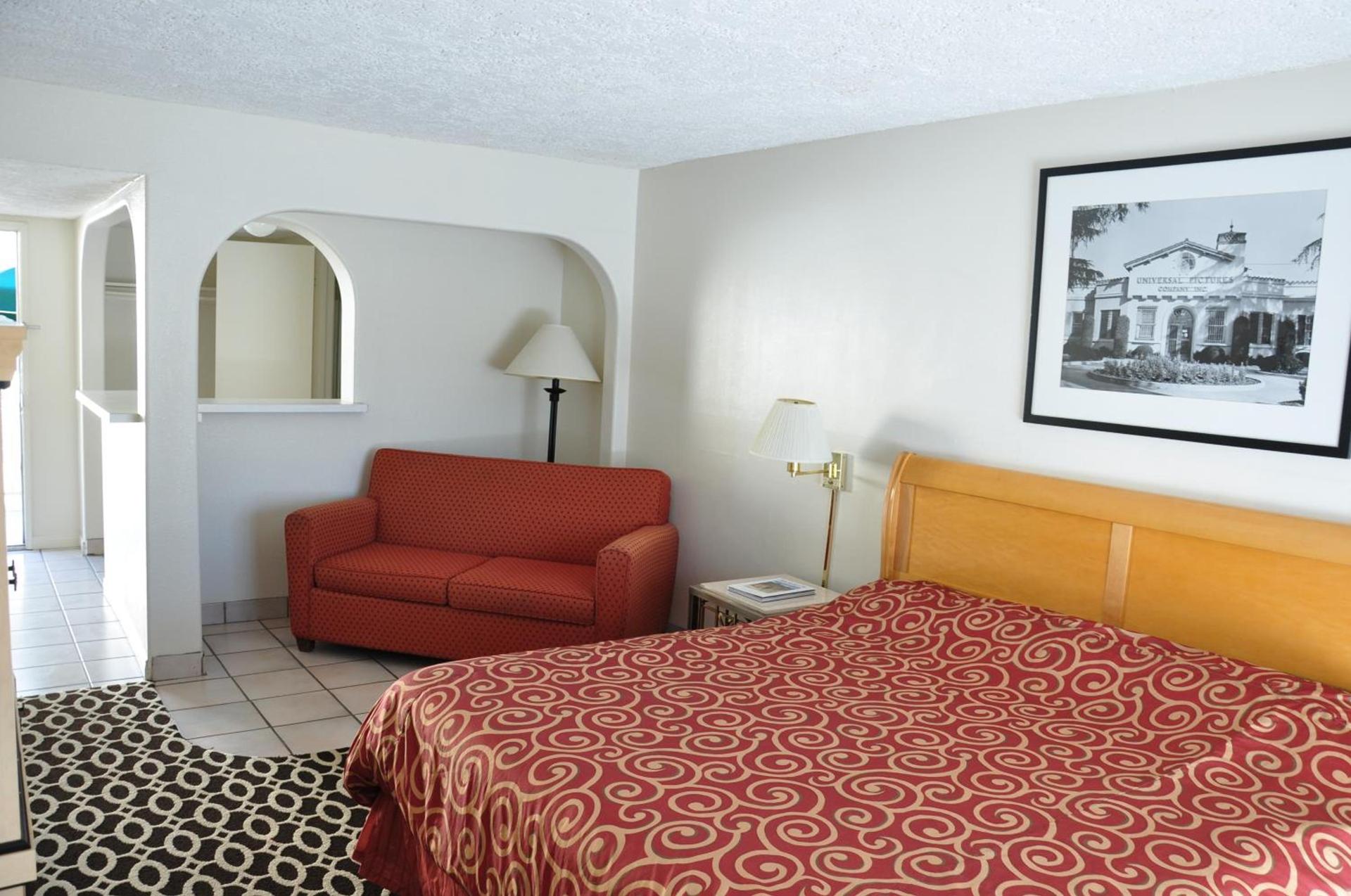 Delos Reyes Palm Springs photo 36