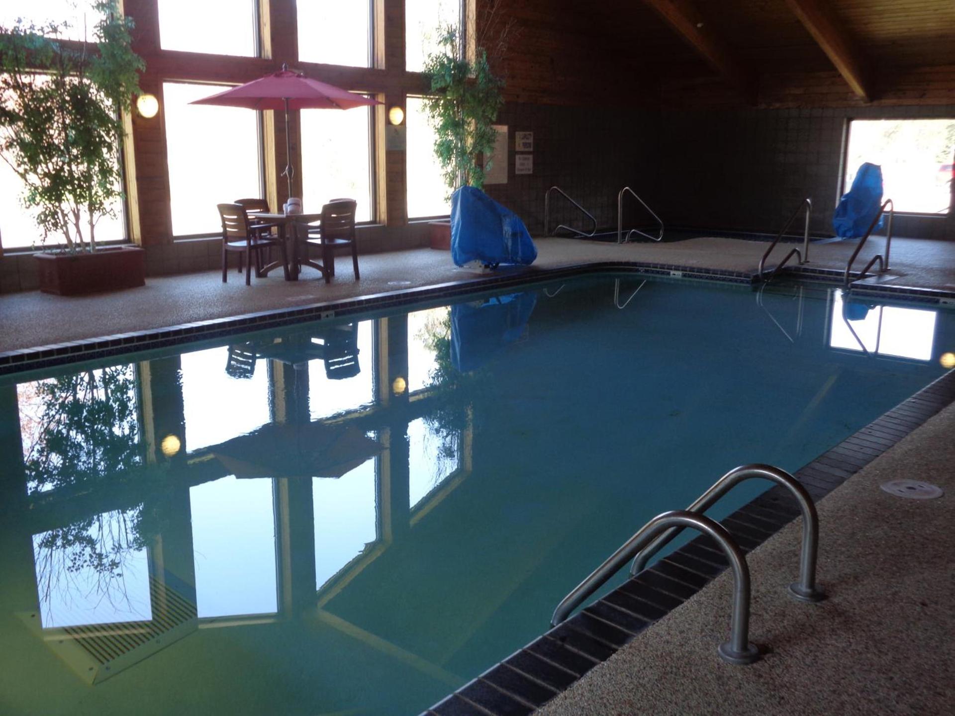 AmericInn by Wyndham Grand Rapids photo 25