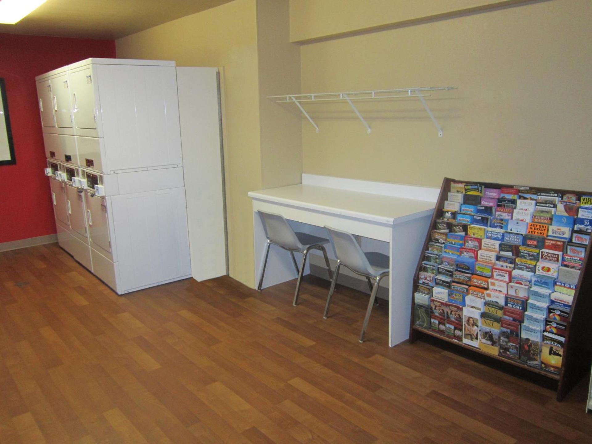 Studio 6 Extended Stay Sacramento Arden Way CA photo 17