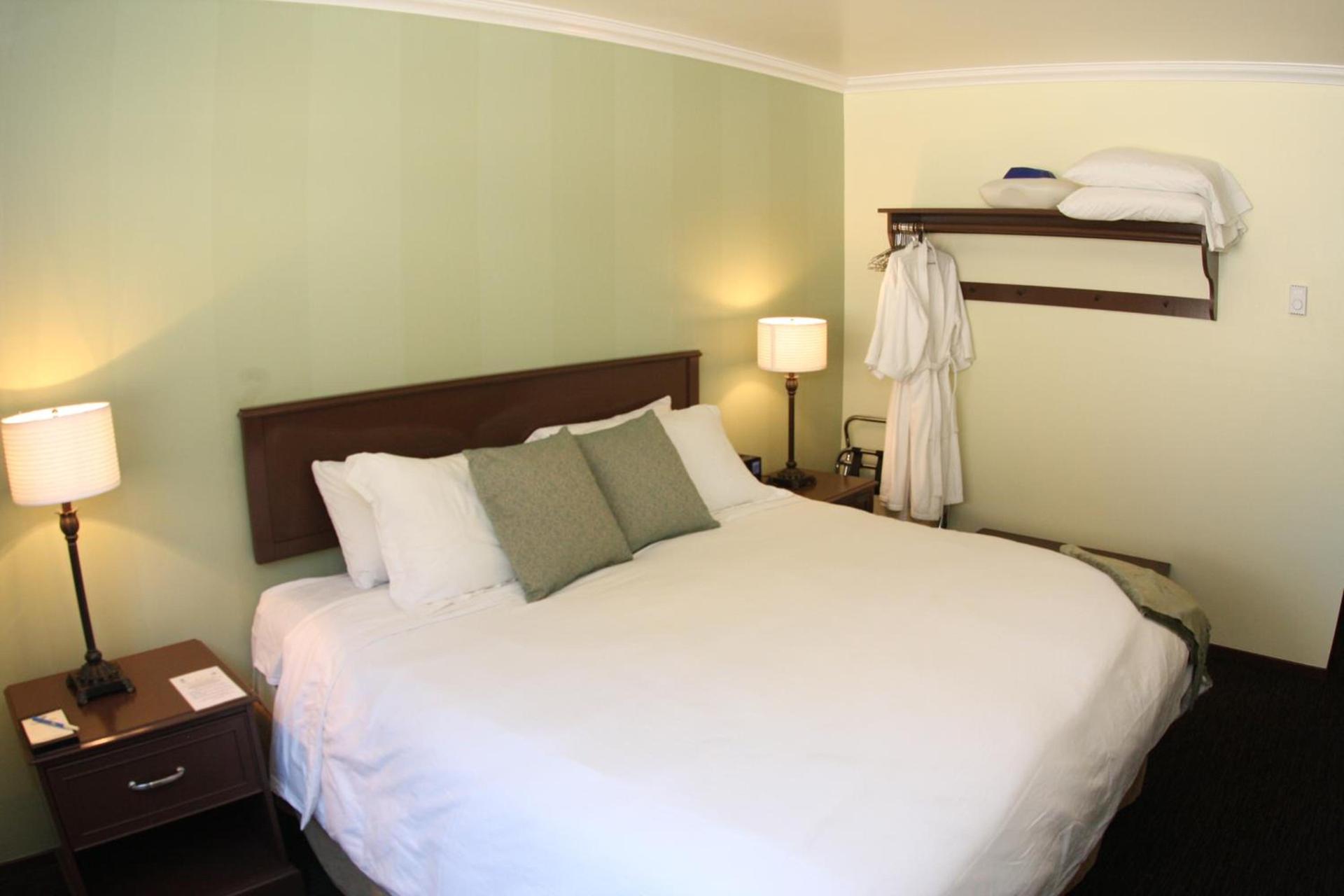 The Mammoth Creek Inn photo 2