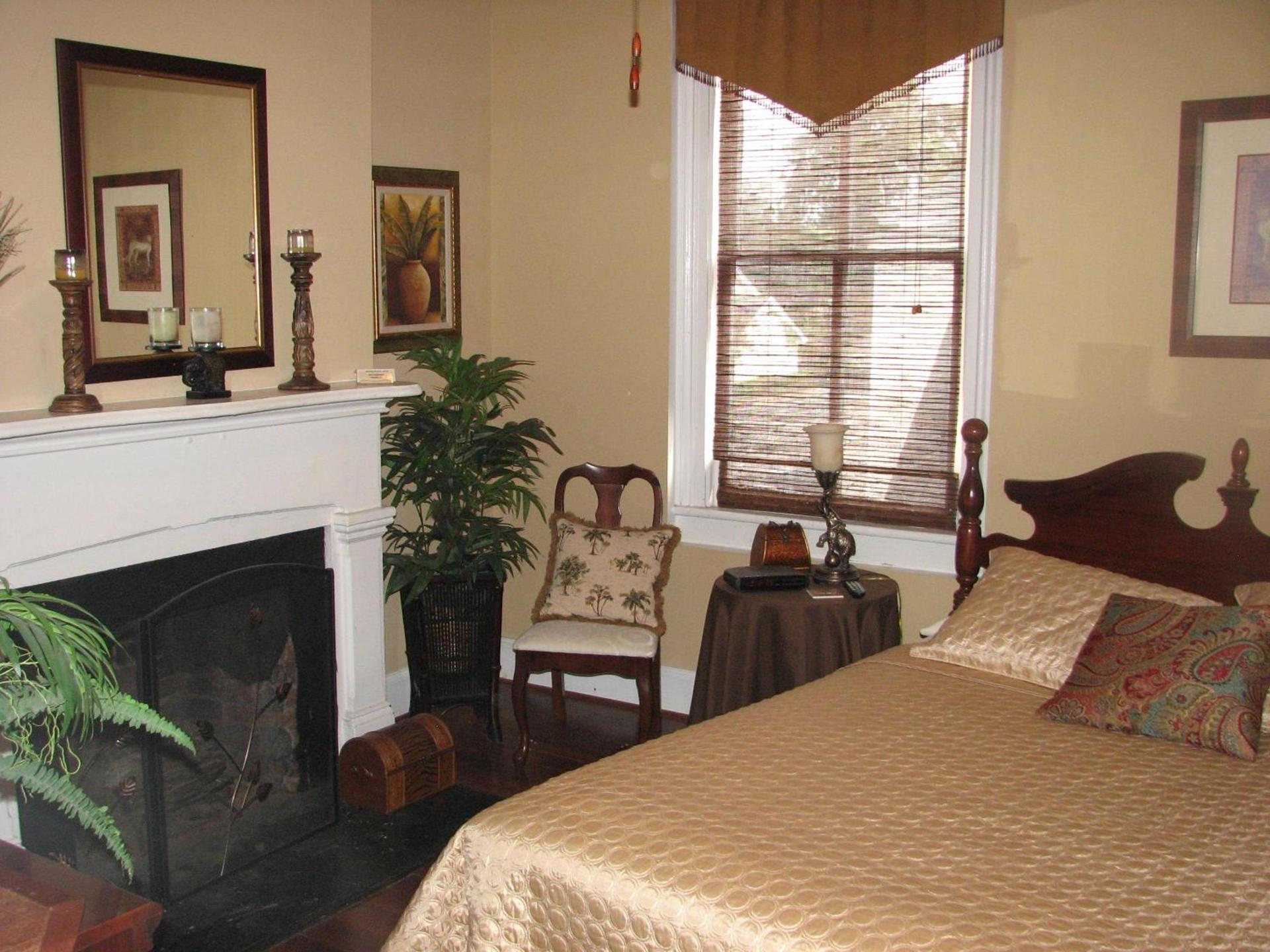 Olde Town Inn photo 8