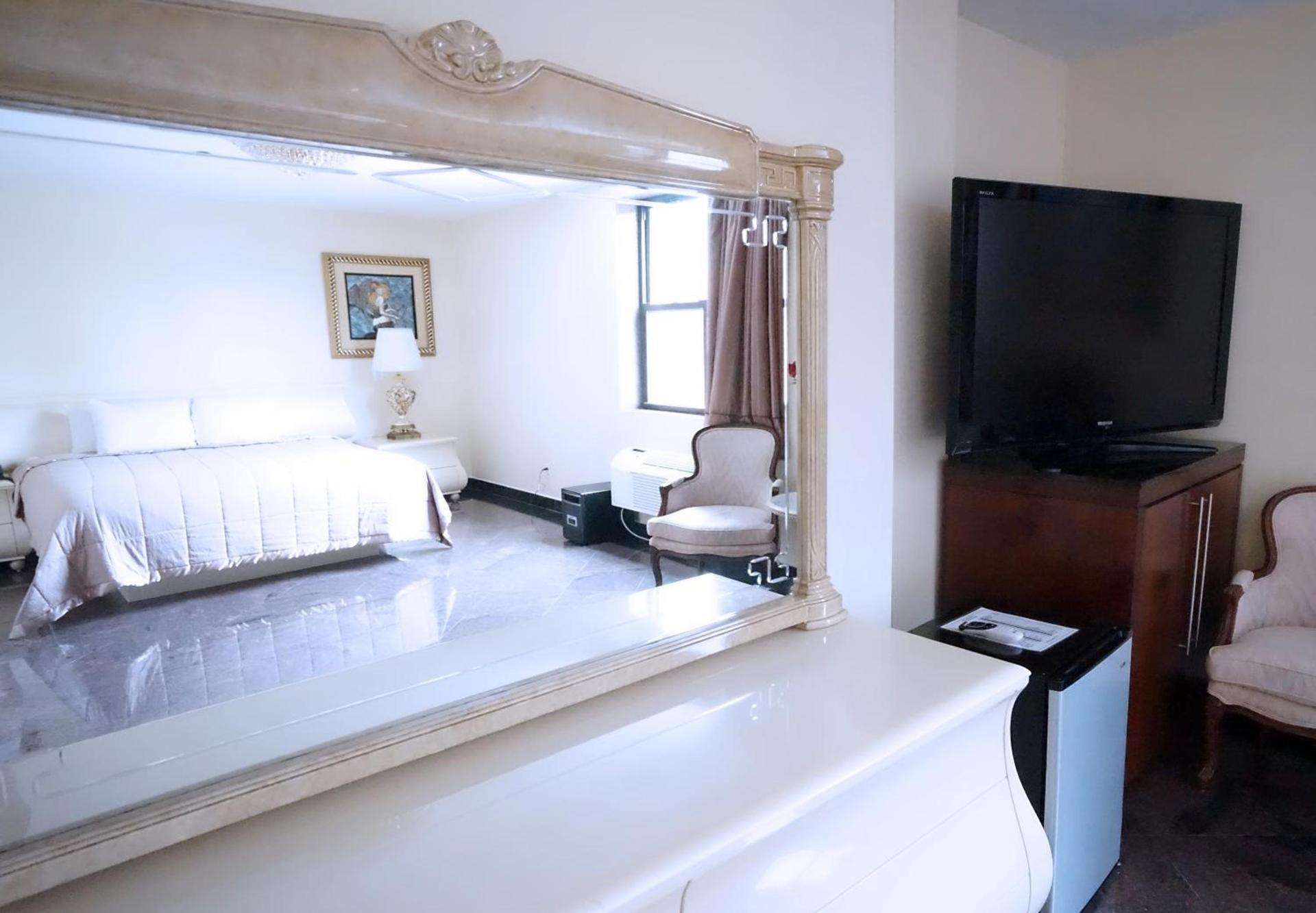 Paris Suites Hotel photo 40