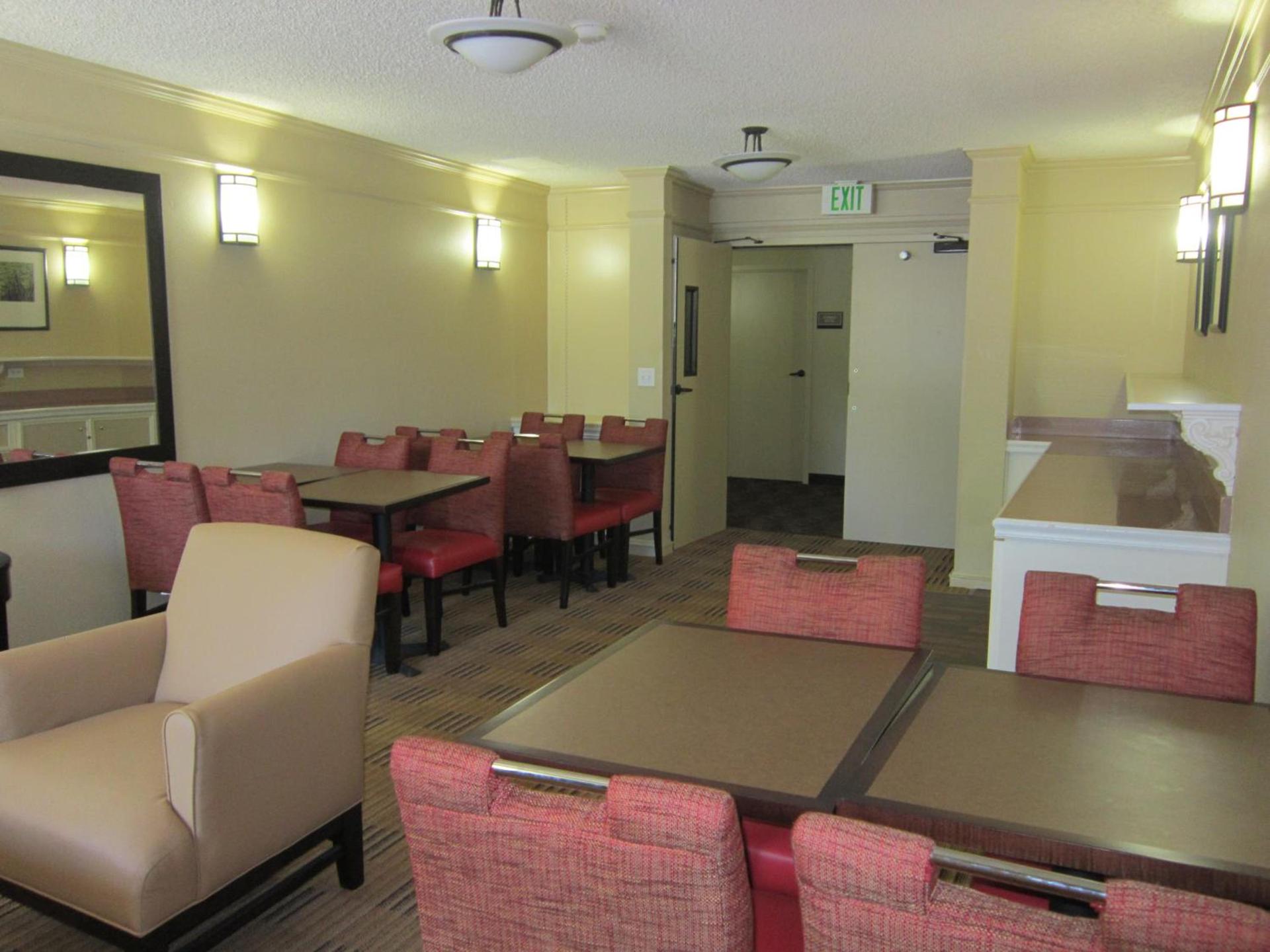 Extended Stay America Suites - Fremont - Fremont Blvd South photo 4